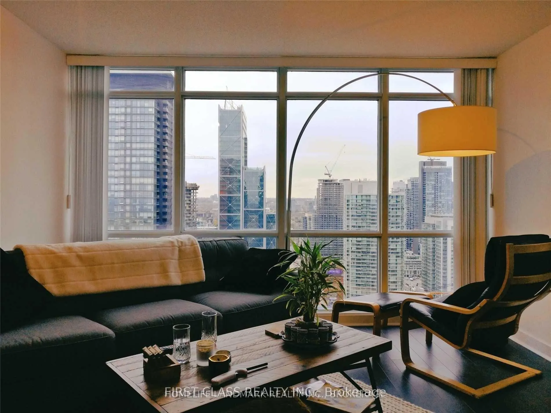 Photo 1 of Unit 4106, 11 Brunel Court, Toronto, Waterfront Communities — HOMEH
