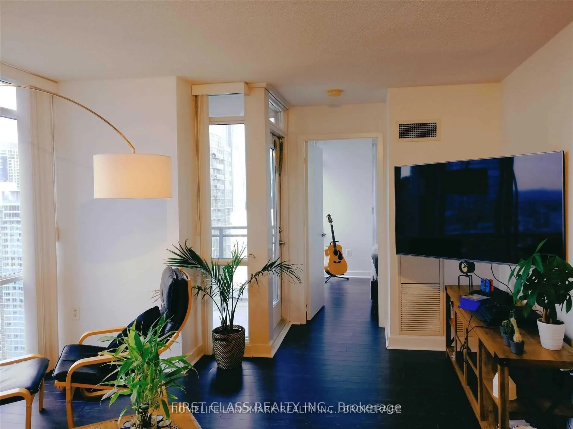 Photo 3 of Unit 4106, 11 Brunel Court, Toronto, Waterfront Communities — HOMEH