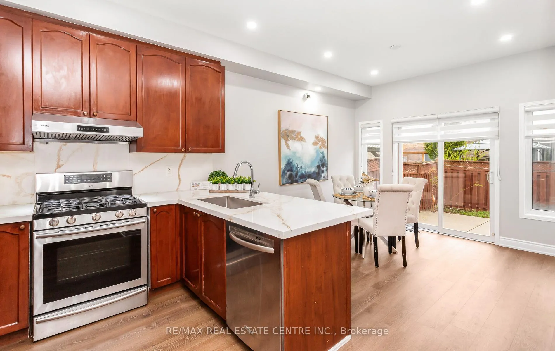 Photo 11 of 58 Knightswood Crescent, Brampton, Fletcher's Meadow — HOMEH