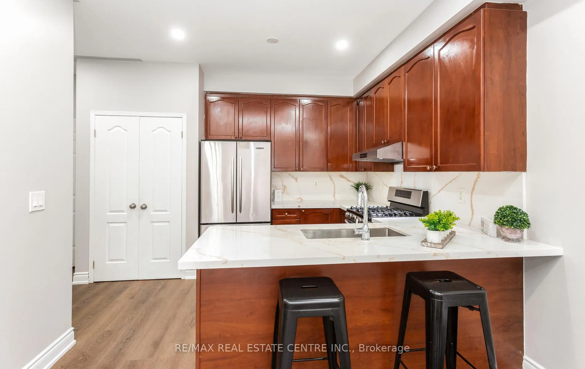 Photo 15 of 58 Knightswood Crescent, Brampton, Fletcher's Meadow — HOMEH