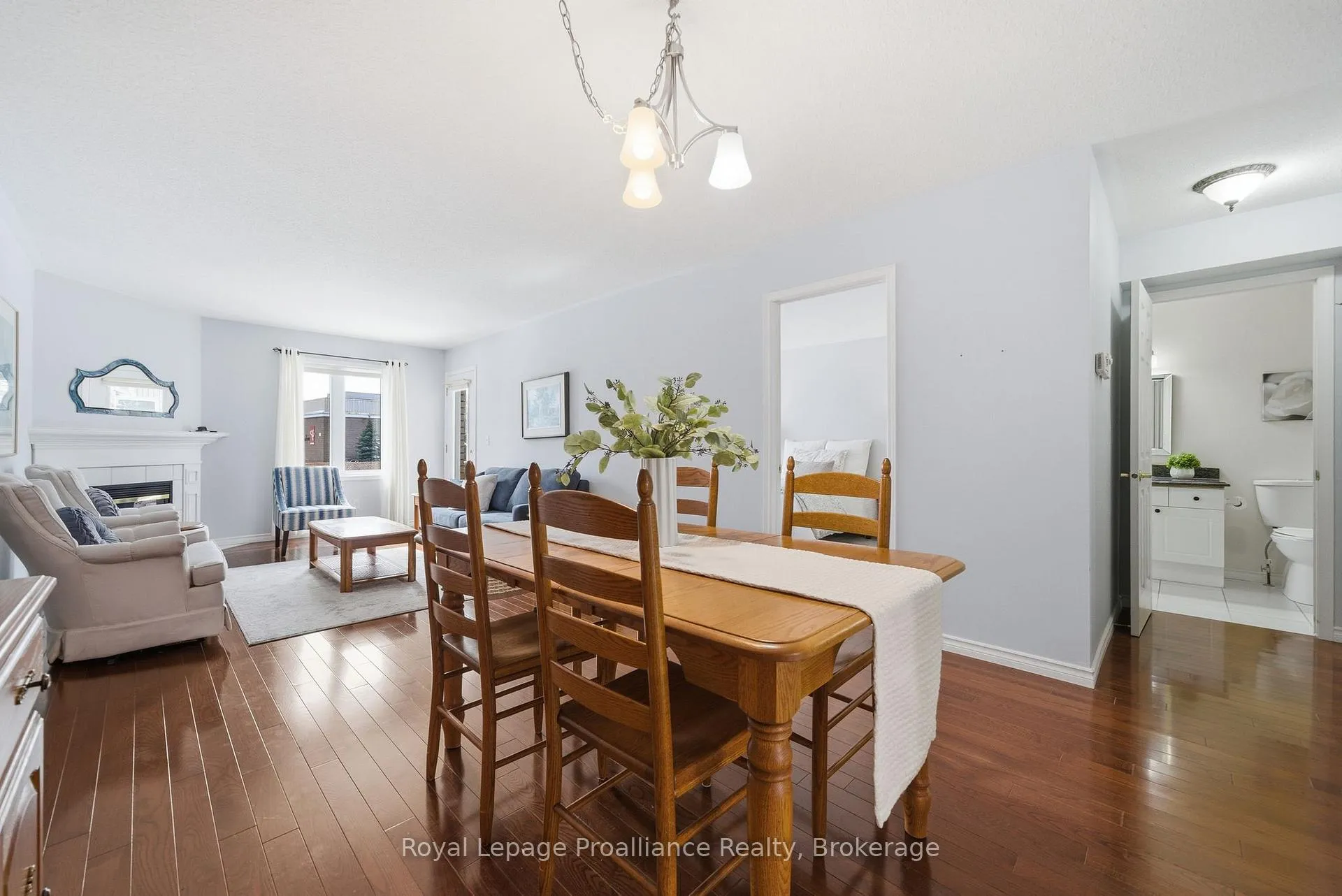 Photo 13 of 17 Pinegrove Court, Belleville, Belleville Ward — HOMEH