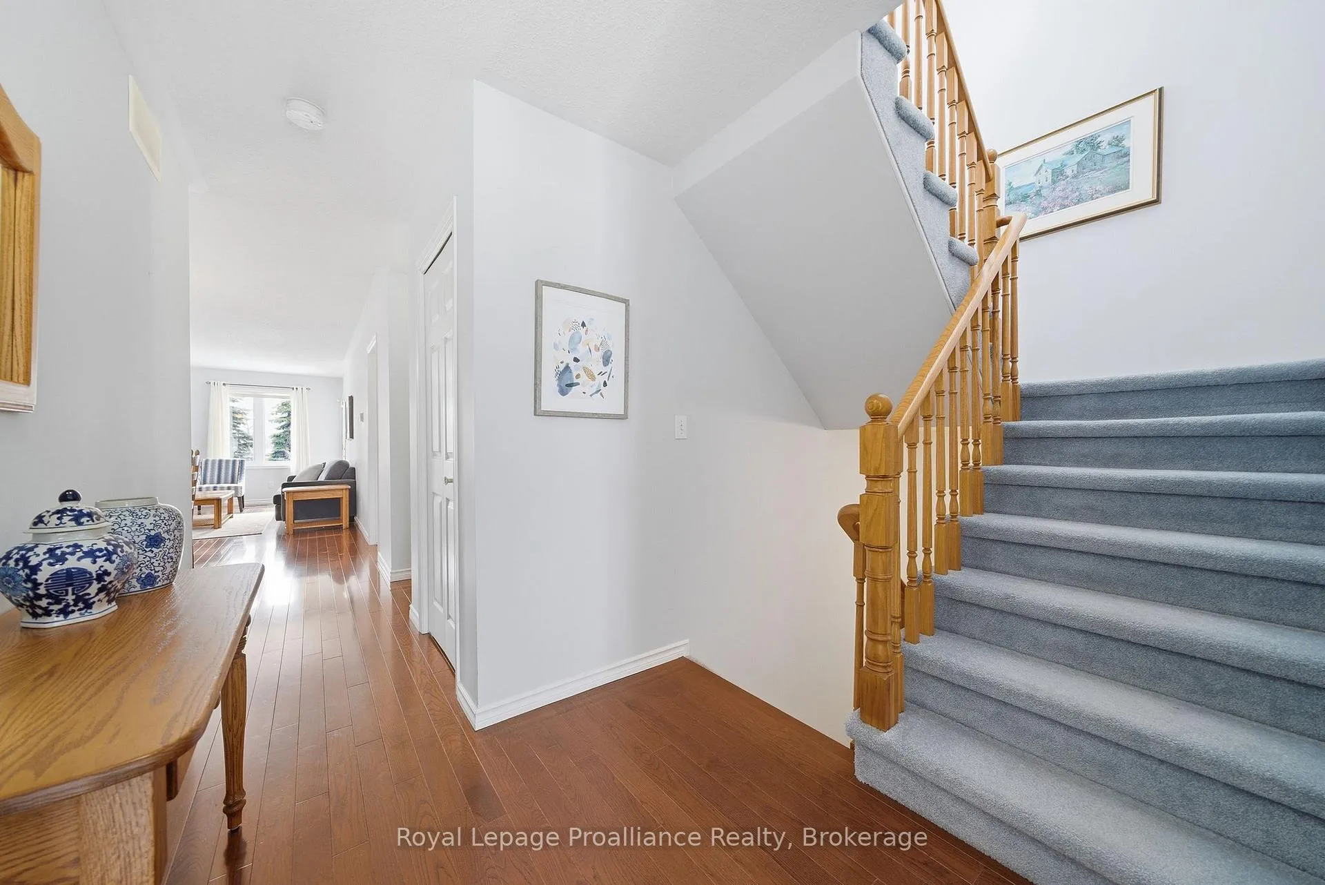 Photo 23 of 17 Pinegrove Court, Belleville, Belleville Ward — HOMEH