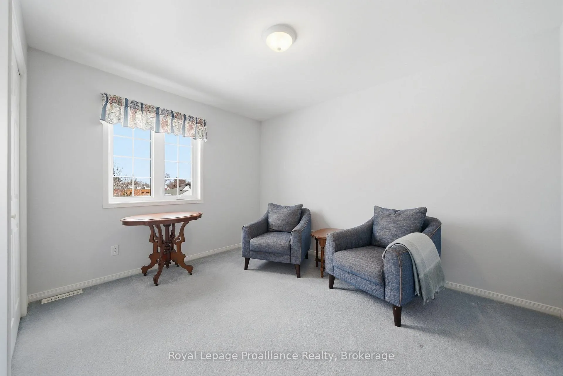 Photo 25 of 17 Pinegrove Court, Belleville, Belleville Ward — HOMEH
