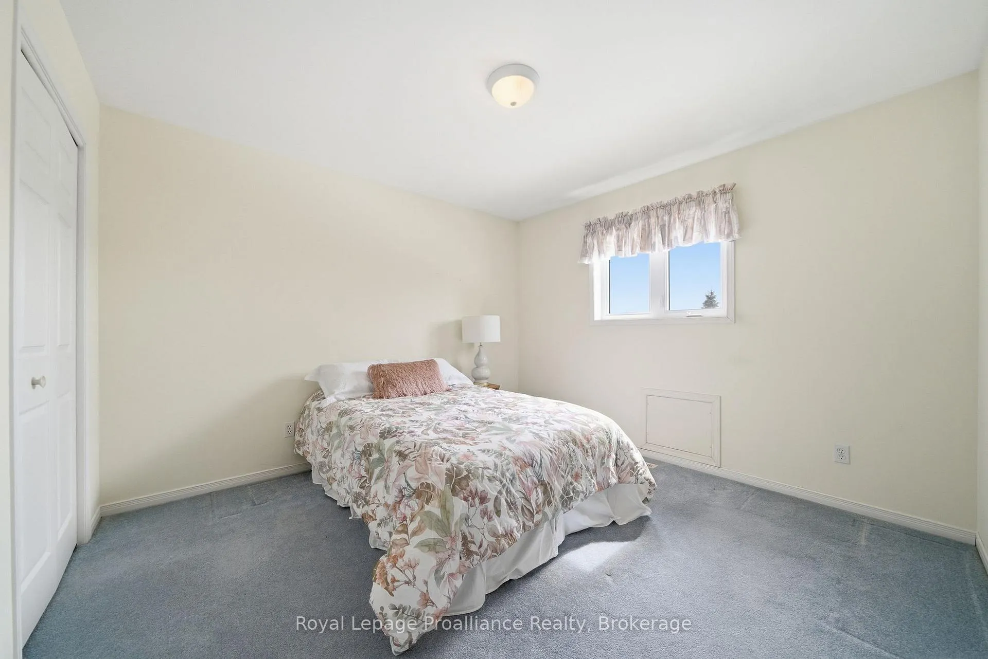 Photo 27 of 17 Pinegrove Court, Belleville, Belleville Ward — HOMEH