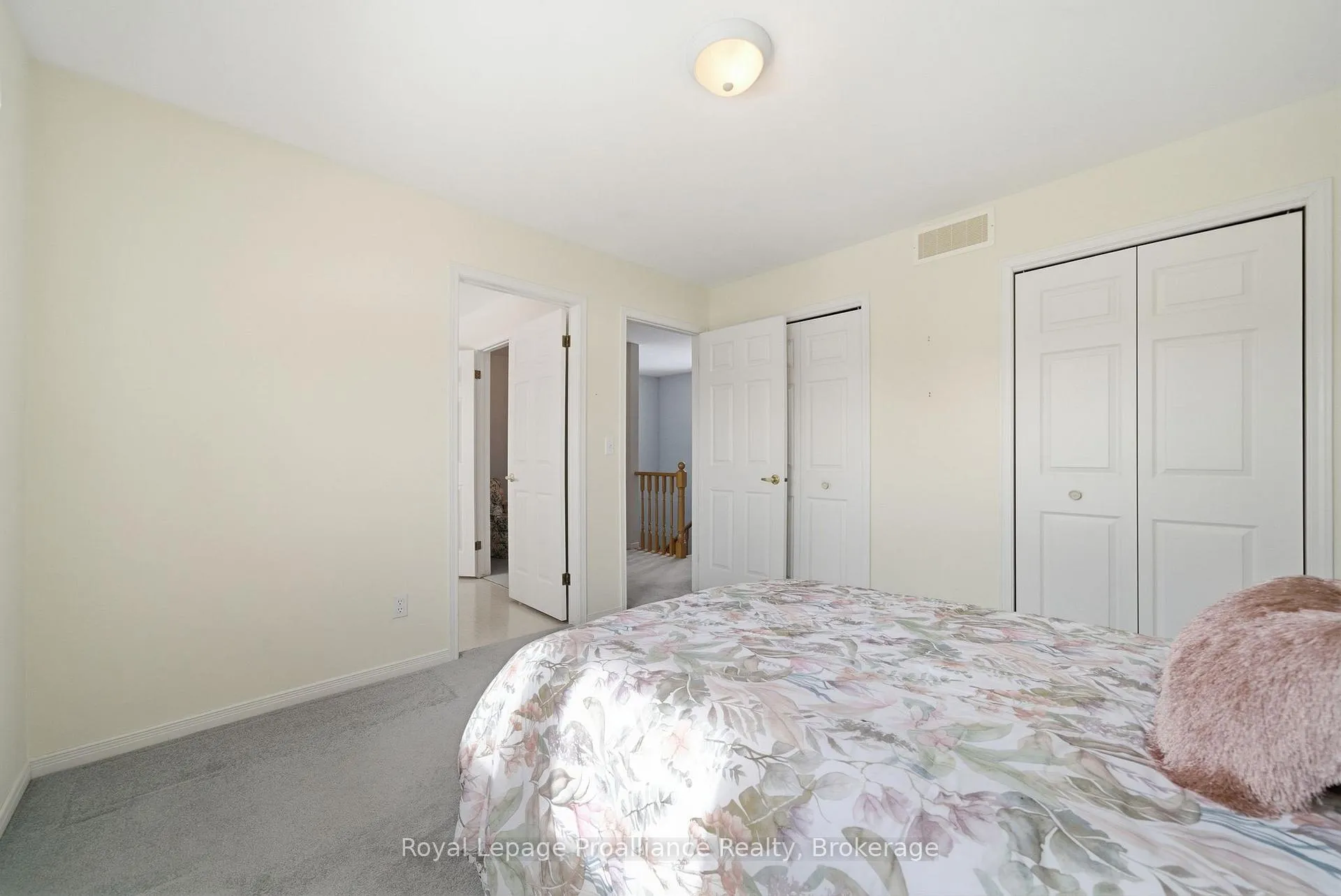 Photo 28 of 17 Pinegrove Court, Belleville, Belleville Ward — HOMEH