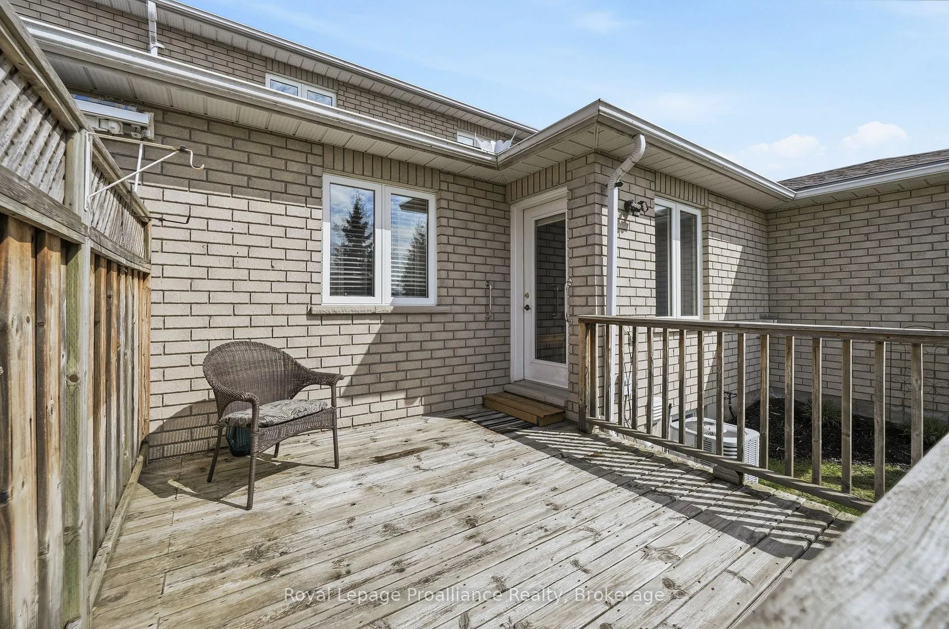 Photo 32 of 17 Pinegrove Court, Belleville, Belleville Ward — HOMEH