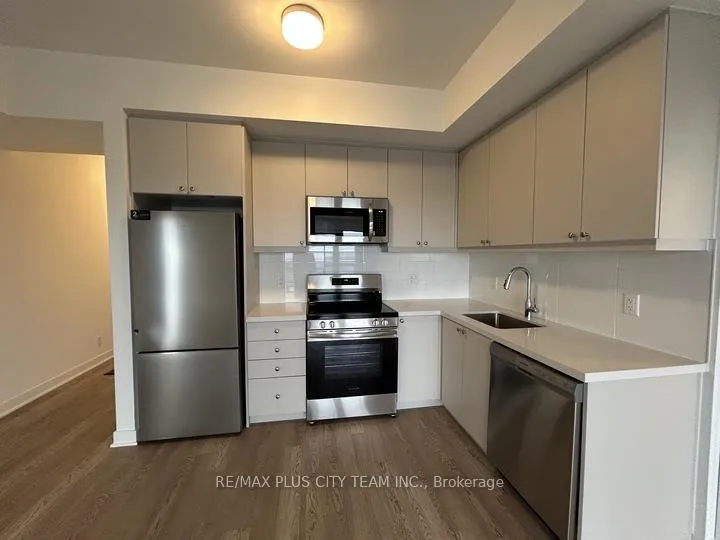Photo 4 of Unit 702, 51 Clarington Boulevard, Clarington, Bowmanville — HOMEH