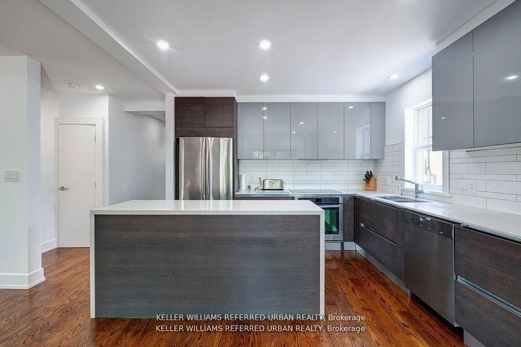 Photo 7 of 42 High Park Boulevard, Toronto, High Park-Swansea — HOMEH