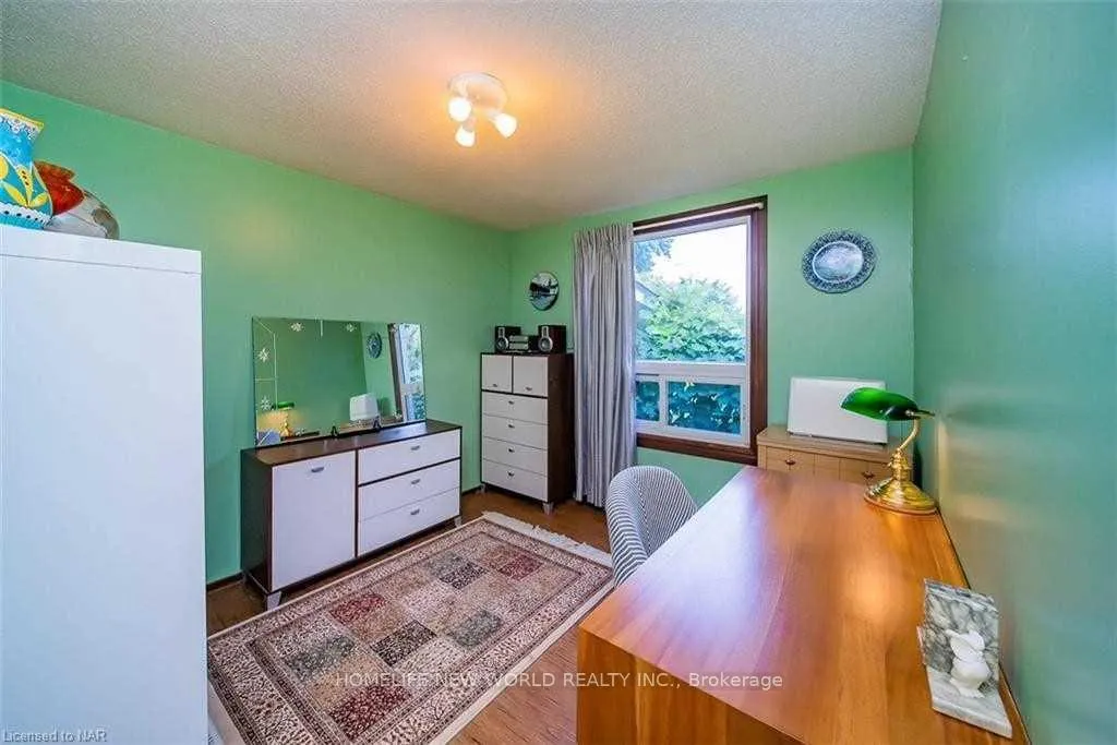 Photo 3 of Unit Side, 6568 Orchard Avenue, Niagara Falls, Dorchester — HOMEH