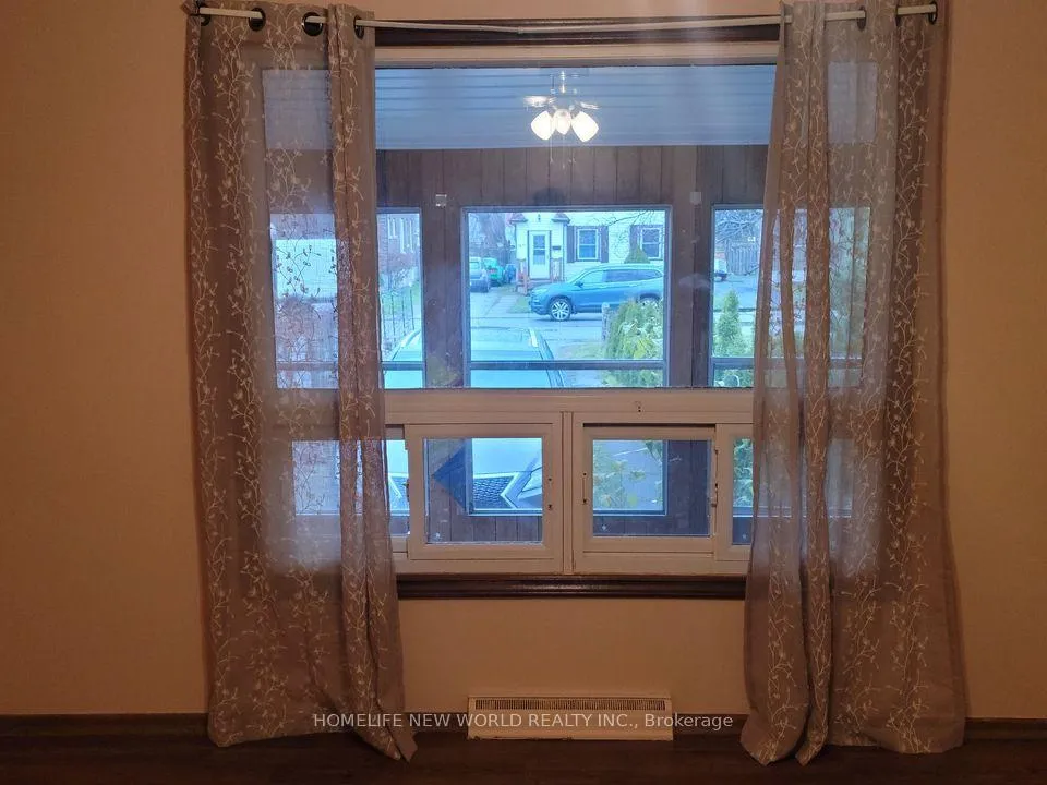 Photo 7 of Unit Side, 6568 Orchard Avenue, Niagara Falls, Dorchester — HOMEH