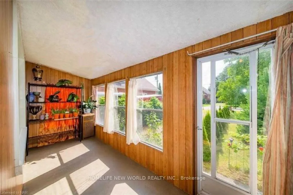 Photo 16 of Unit Side, 6568 Orchard Avenue, Niagara Falls, Dorchester — HOMEH