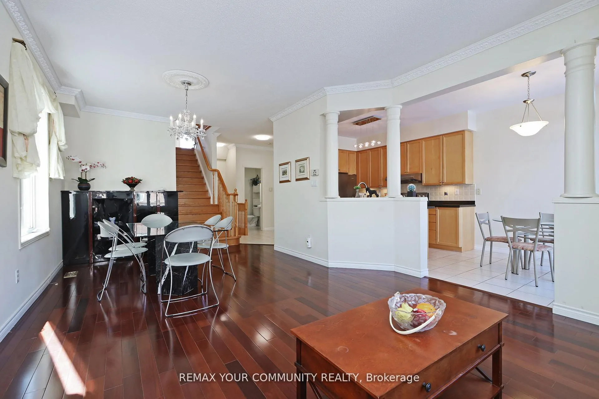 Photo 9 of 30 Trout Lily Avenue, Markham, Legacy — HOMEH
