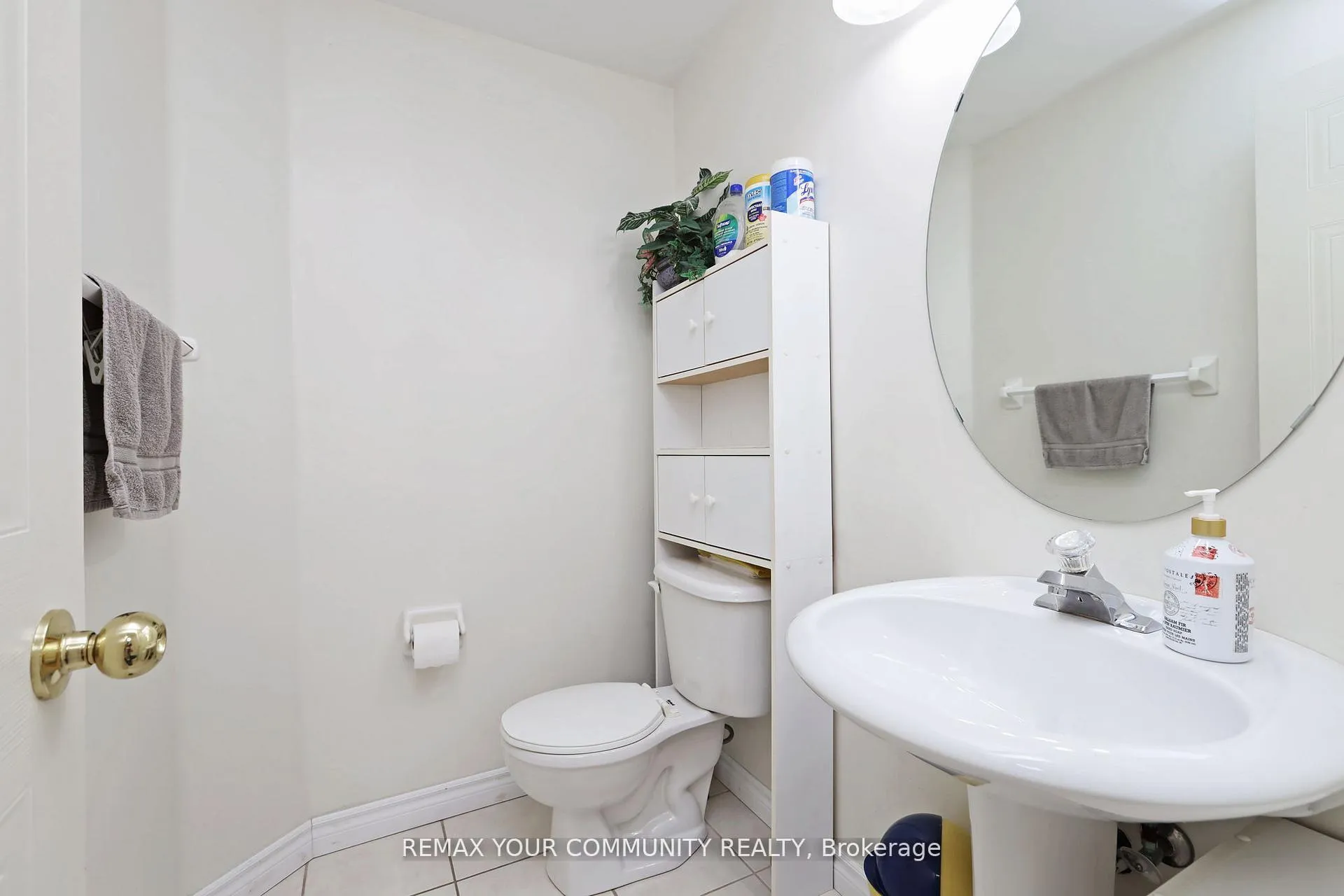 Photo 14 of 30 Trout Lily Avenue, Markham, Legacy — HOMEH