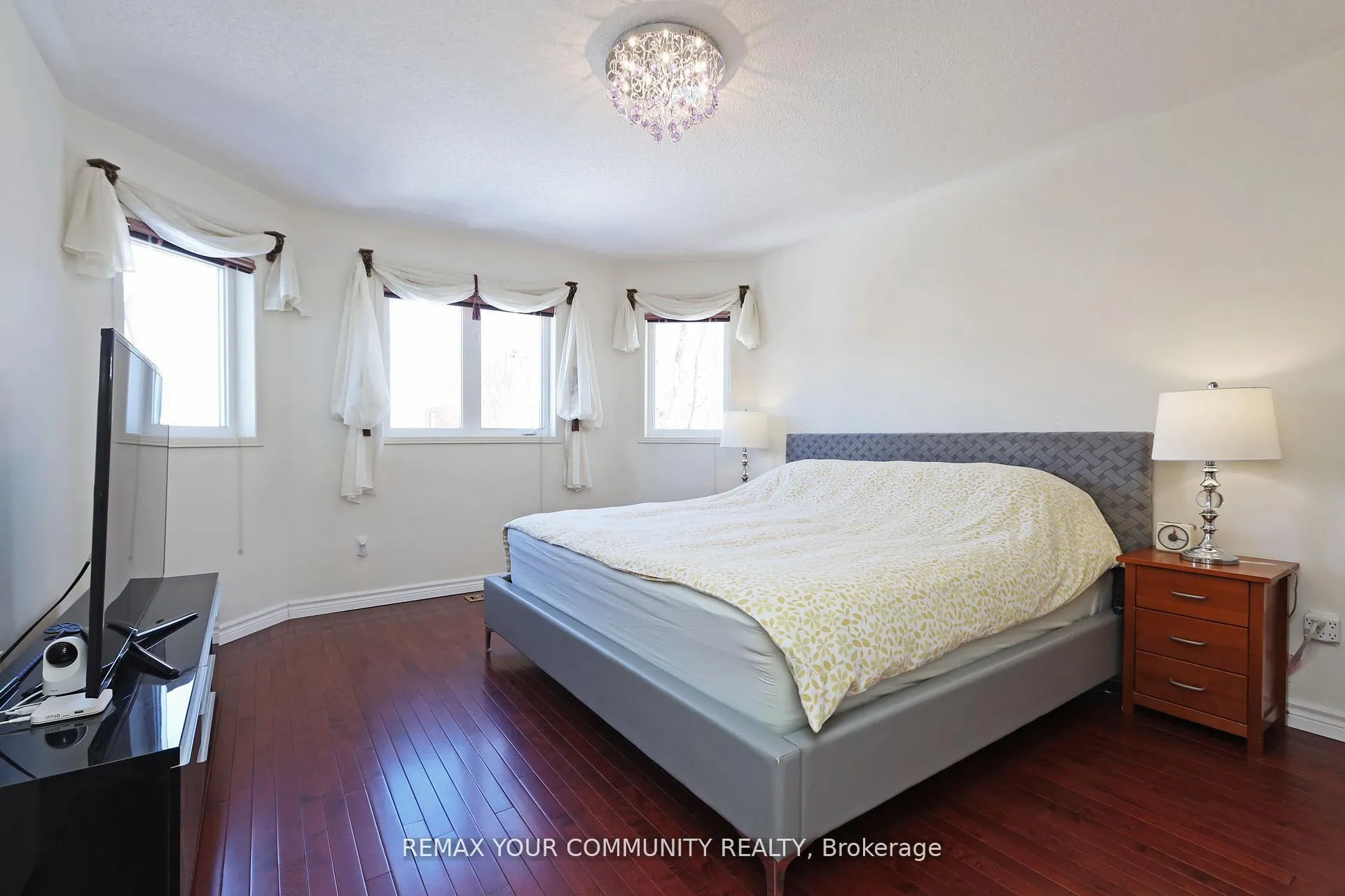 Photo 18 of 30 Trout Lily Avenue, Markham, Legacy — HOMEH