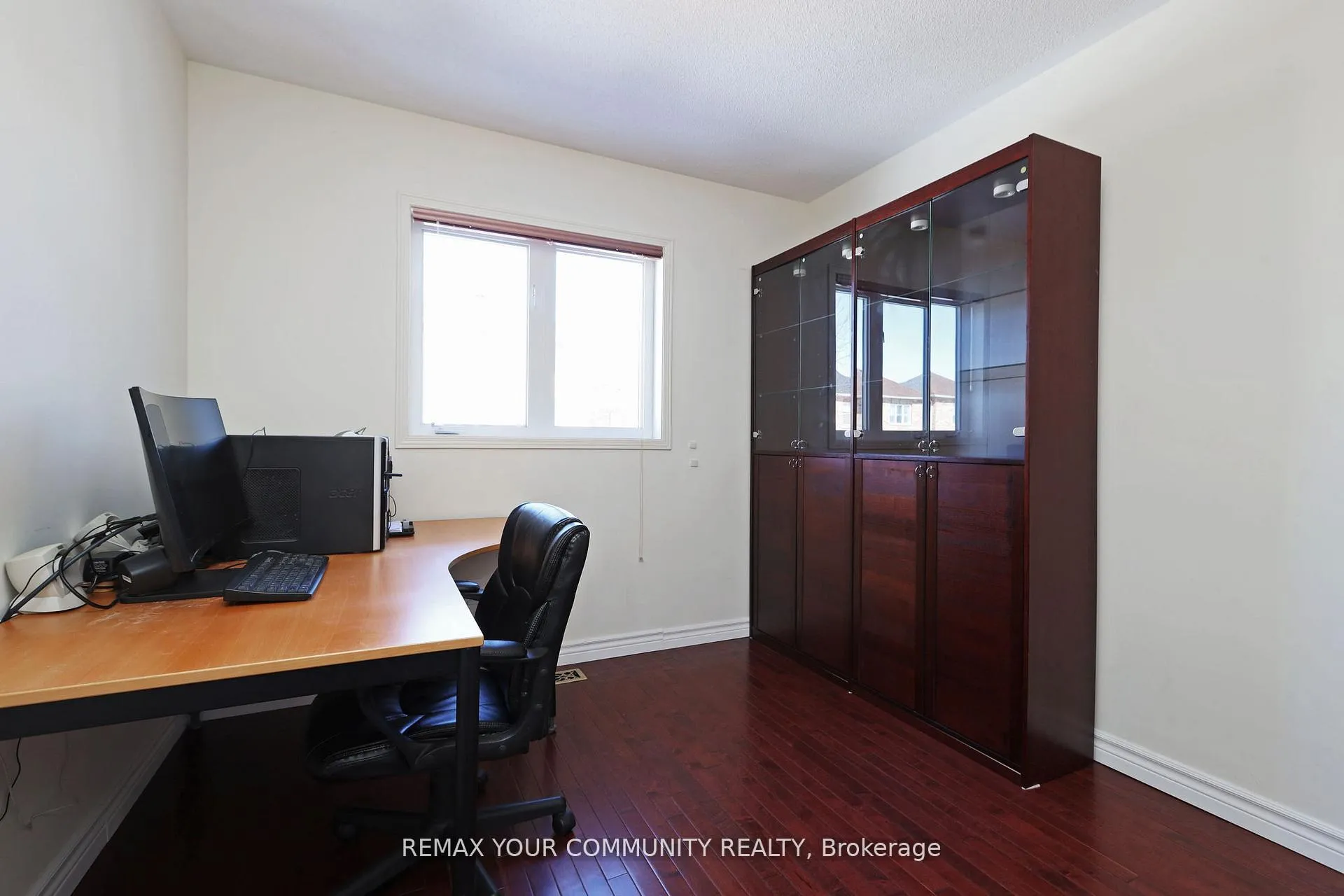 Photo 22 of 30 Trout Lily Avenue, Markham, Legacy — HOMEH