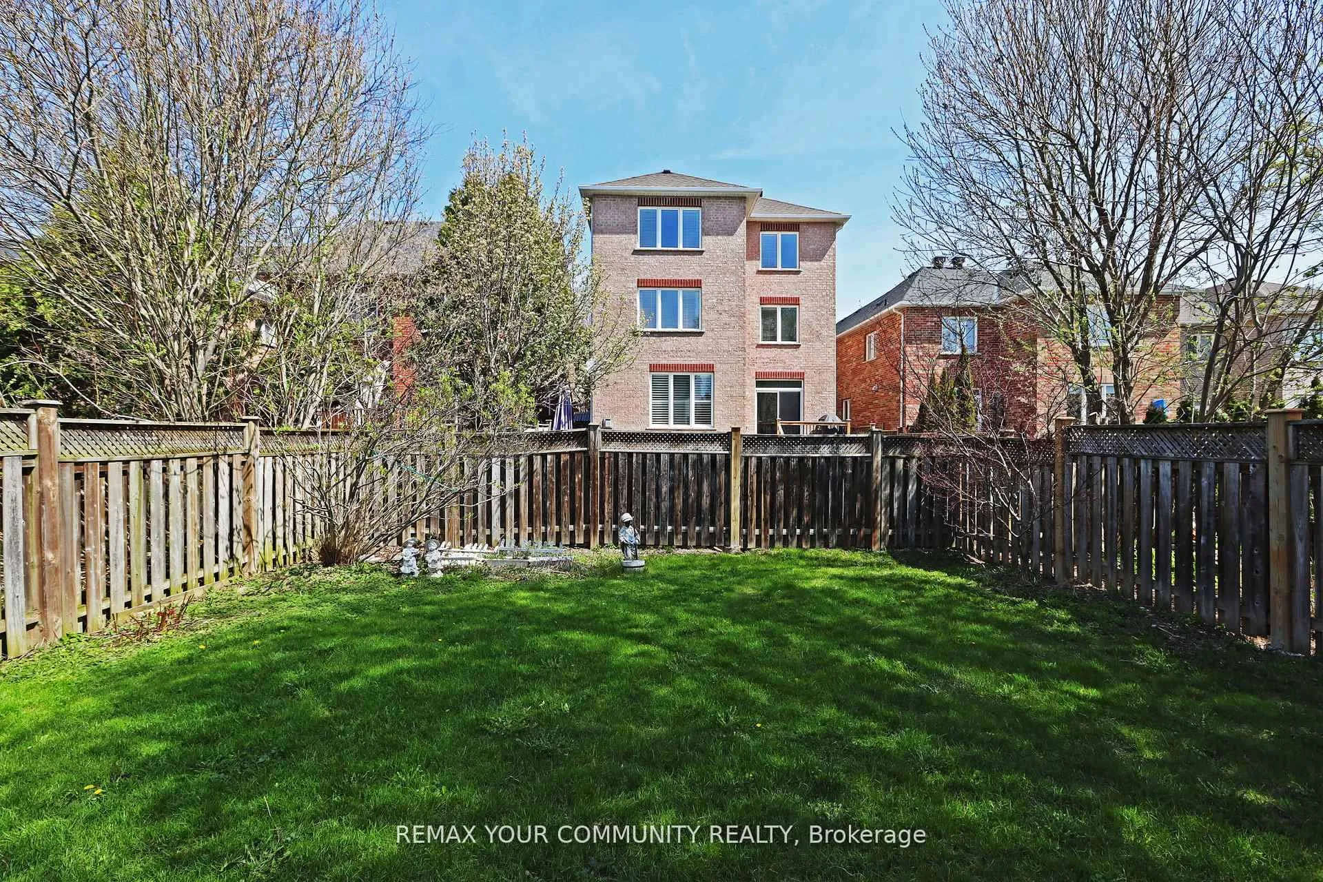 Photo 38 of 30 Trout Lily Avenue, Markham, Legacy — HOMEH