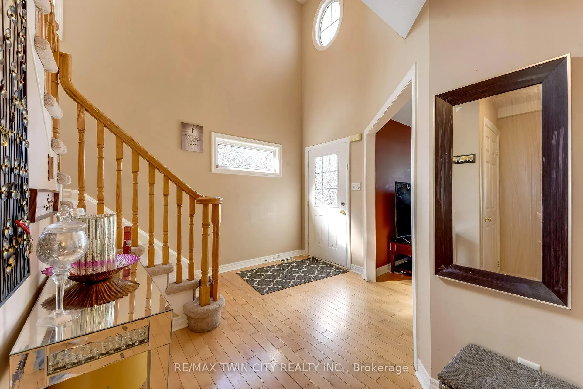 Photo 6 of 15 Copper Leaf Street, Kitchener, Larentian West — HOMEH