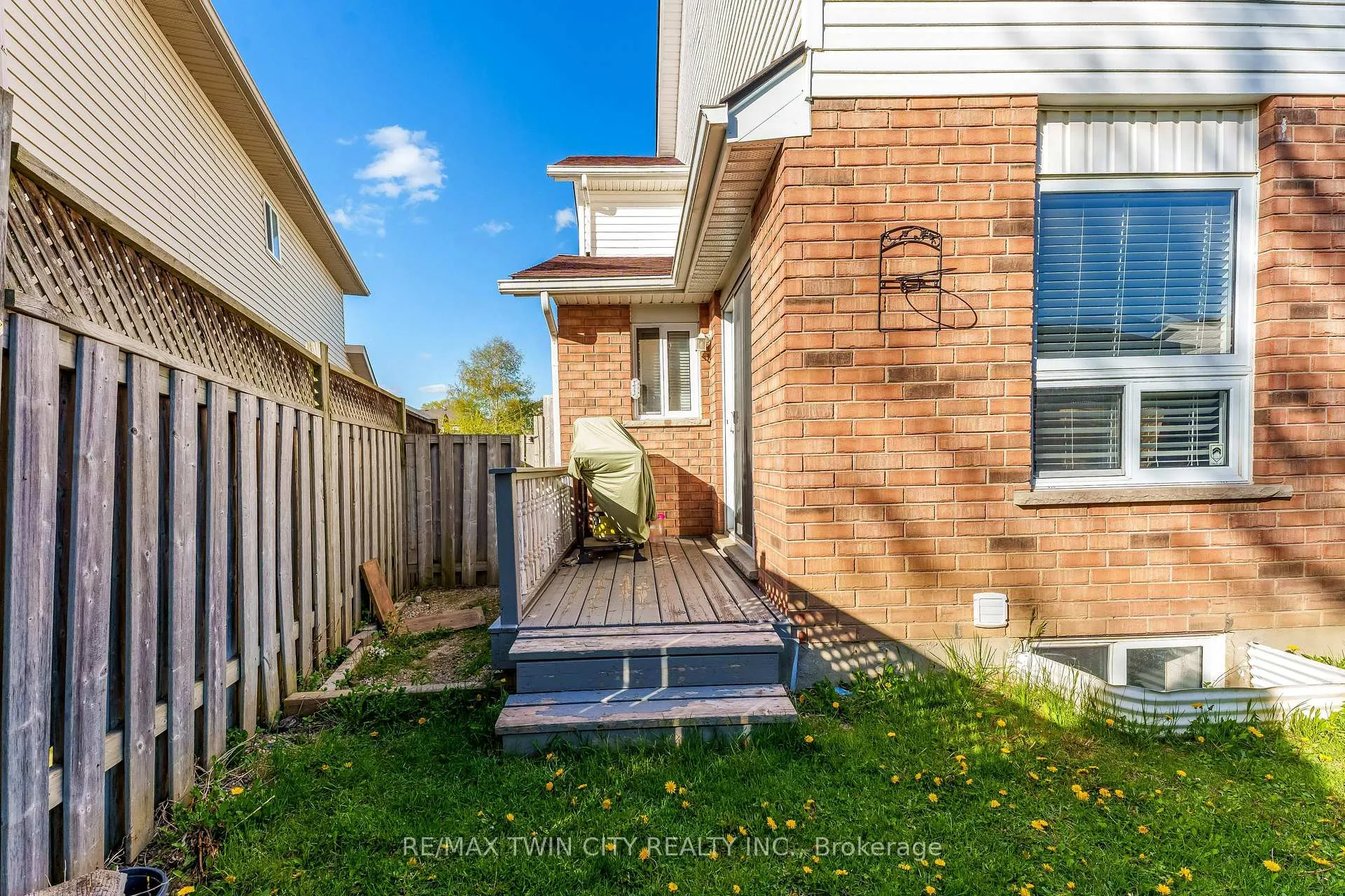 Photo 35 of 15 Copper Leaf Street, Kitchener, Larentian West — HOMEH