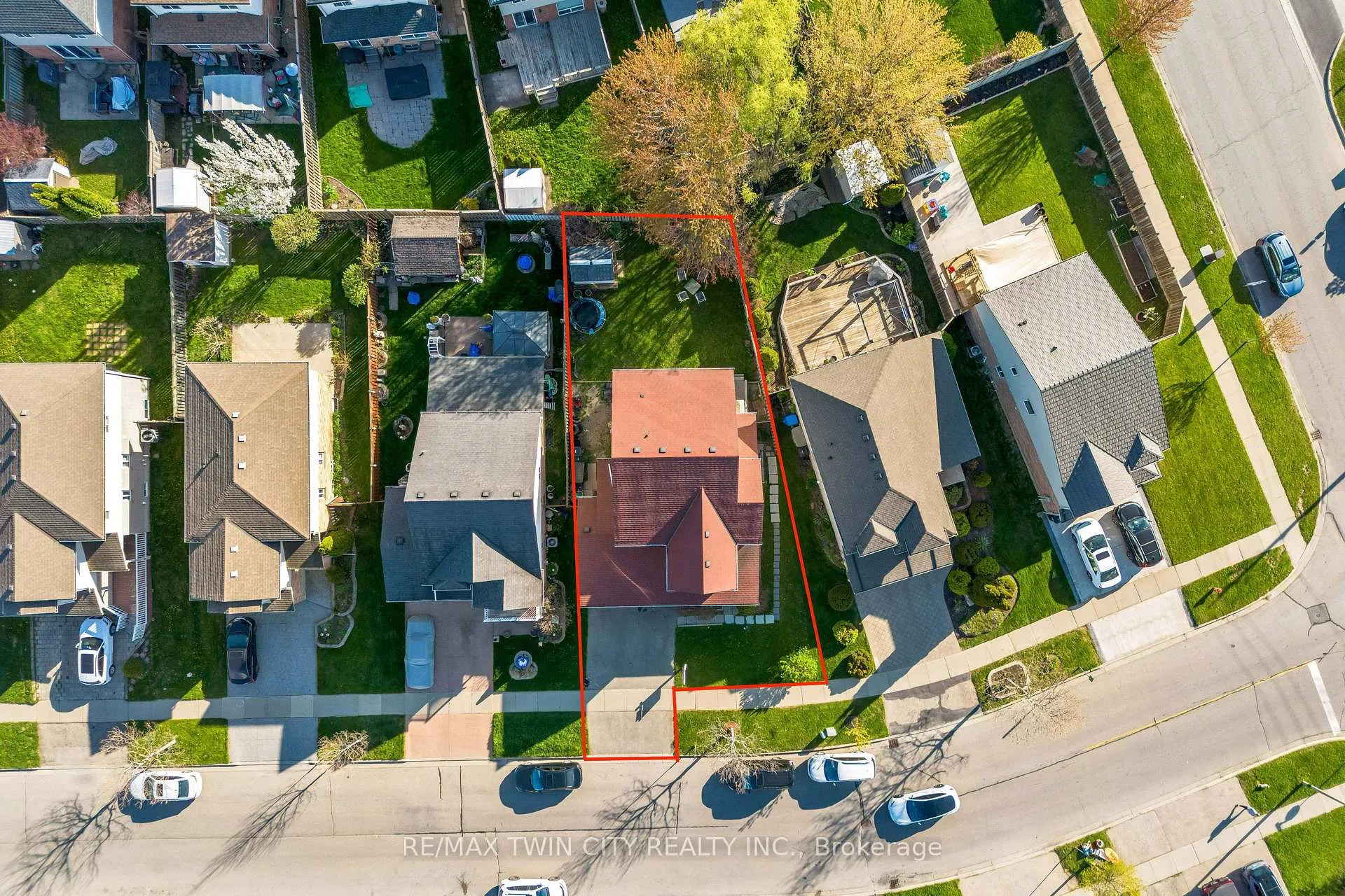 Photo 44 of 15 Copper Leaf Street, Kitchener, Larentian West — HOMEH