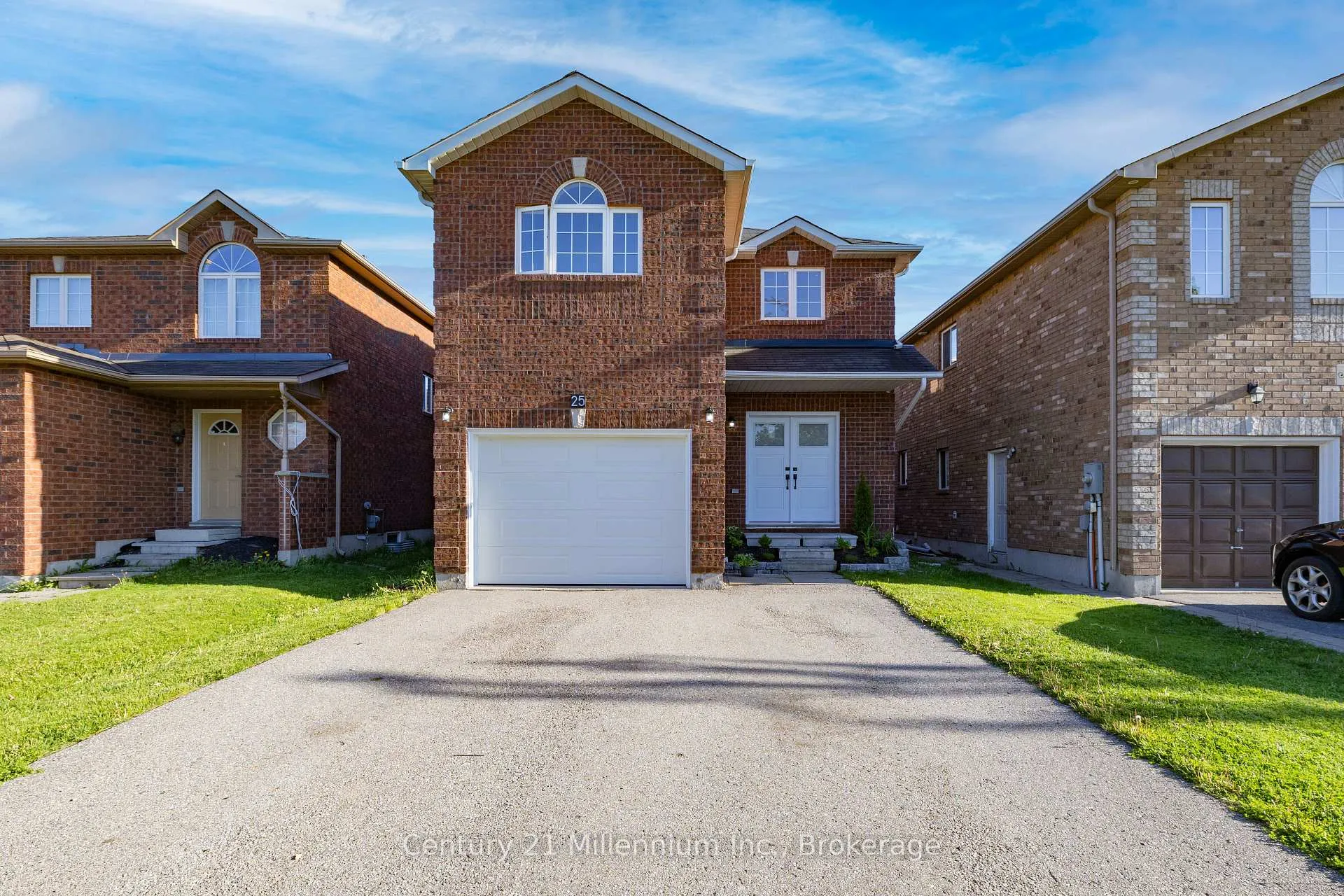 Photo 1 of 25 William Paddison Drive, Barrie, Georgian Drive — HOMEH