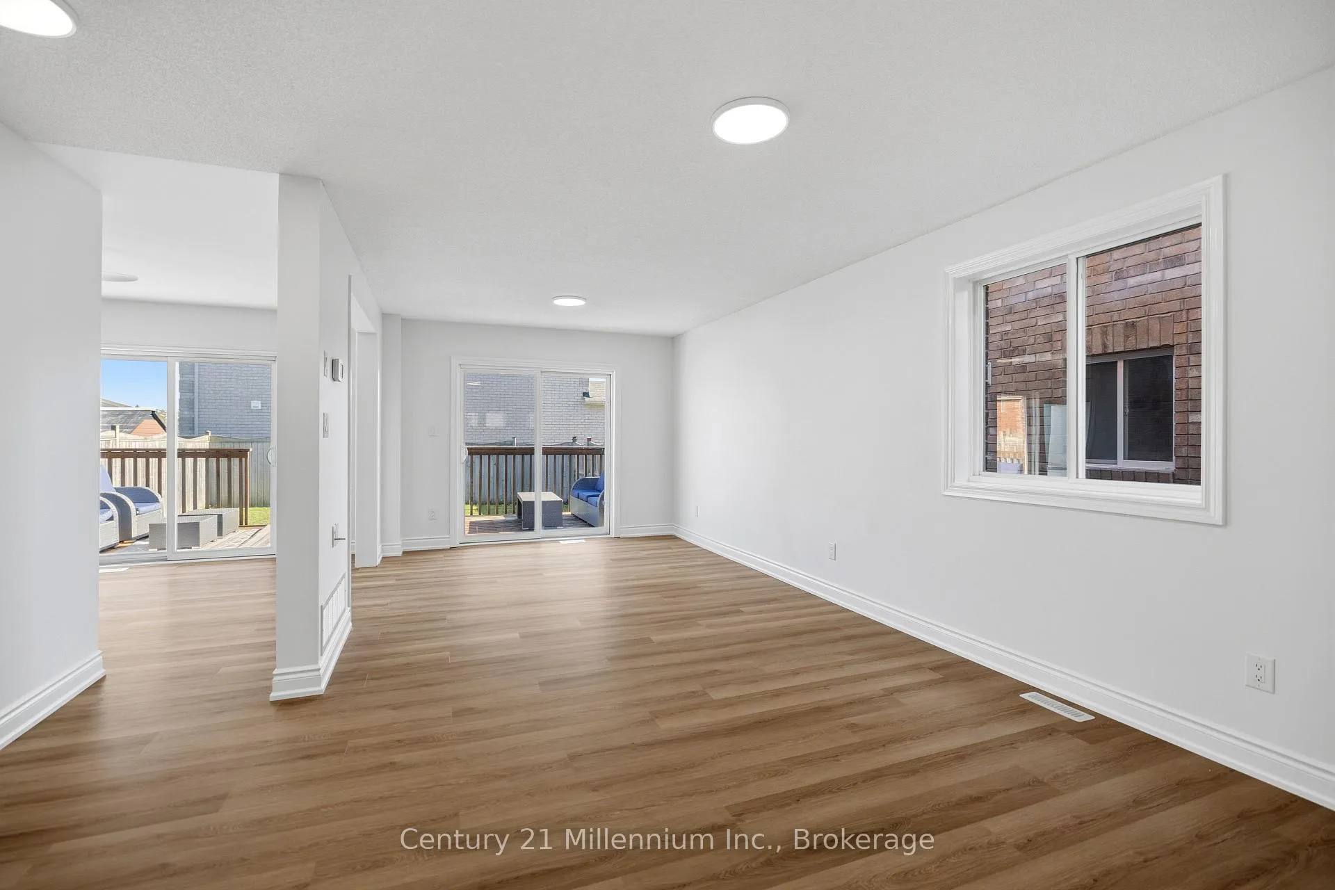 Photo 5 of 25 William Paddison Drive, Barrie, Georgian Drive — HOMEH