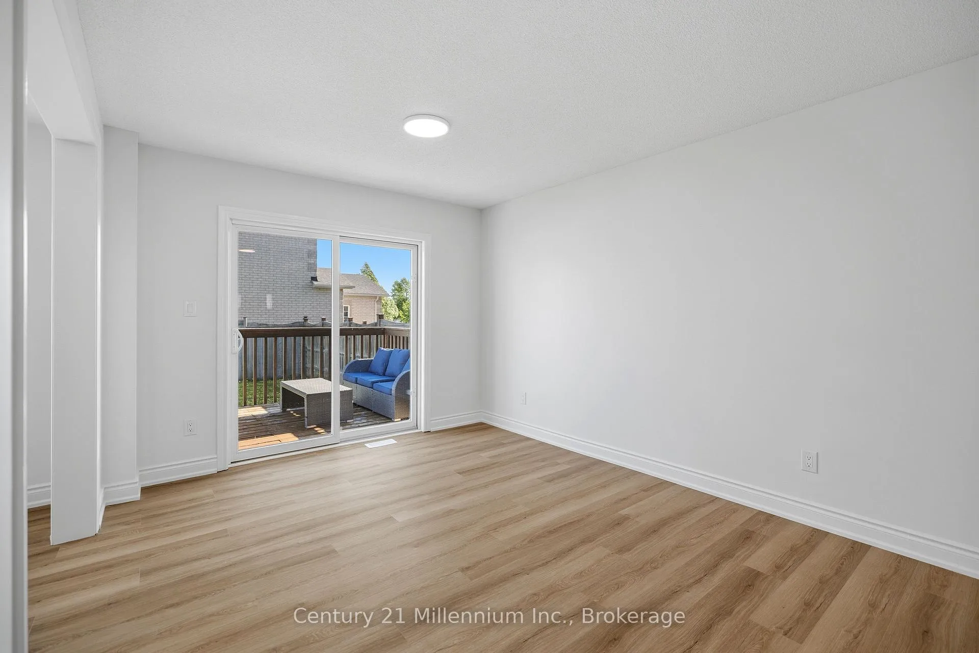 Photo 7 of 25 William Paddison Drive, Barrie, Georgian Drive — HOMEH