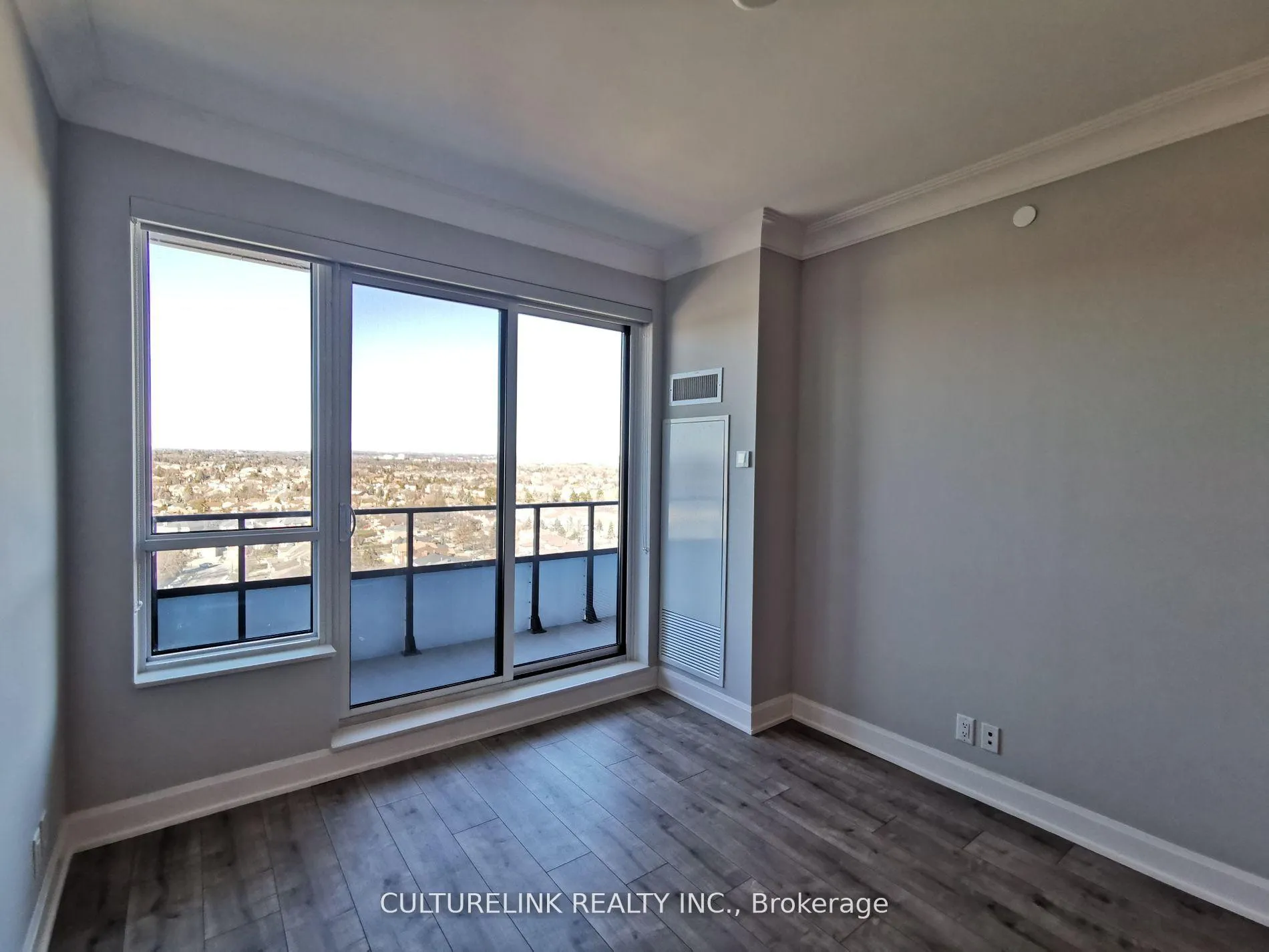 Photo 10 of Unit 1709, 38 Water Walk Drive, Markham, Unionville — HOMEH