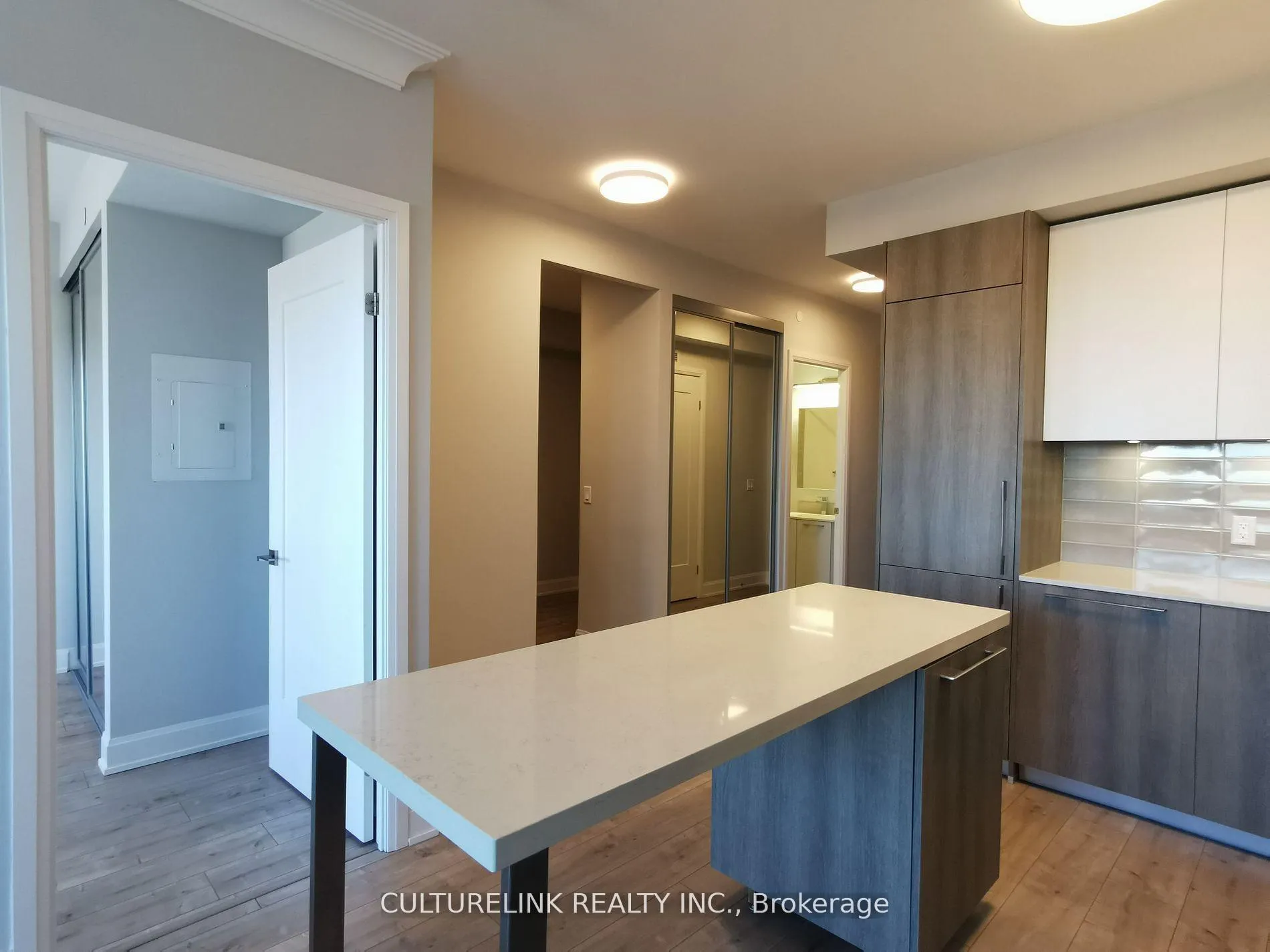 Photo 12 of Unit 1709, 38 Water Walk Drive, Markham, Unionville — HOMEH