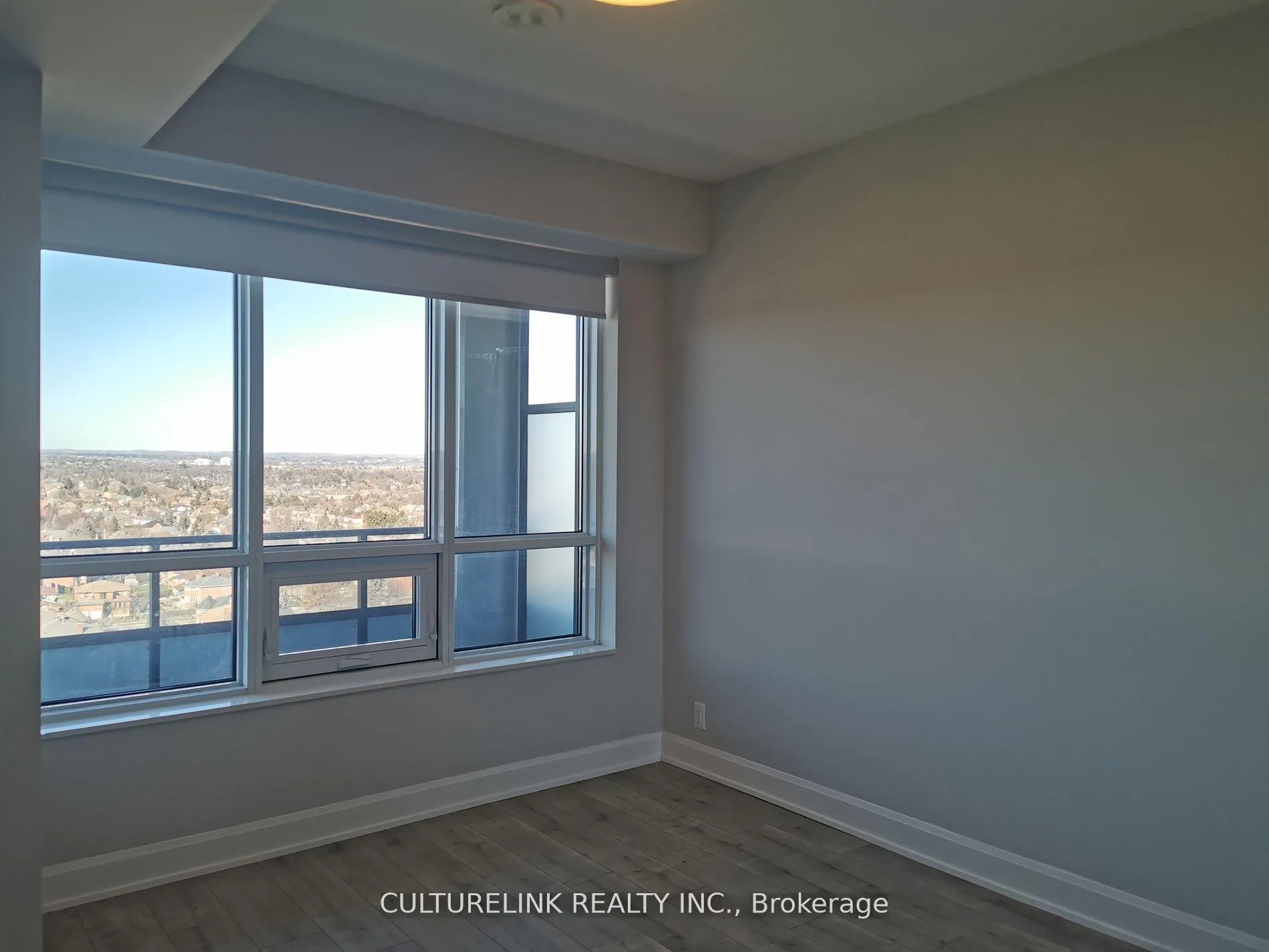 Photo 13 of Unit 1709, 38 Water Walk Drive, Markham, Unionville — HOMEH
