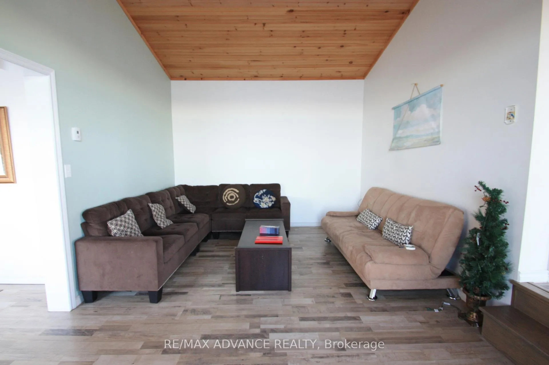 Photo 9 of 323D Grahamvale Road, Chisholm — HOMEH