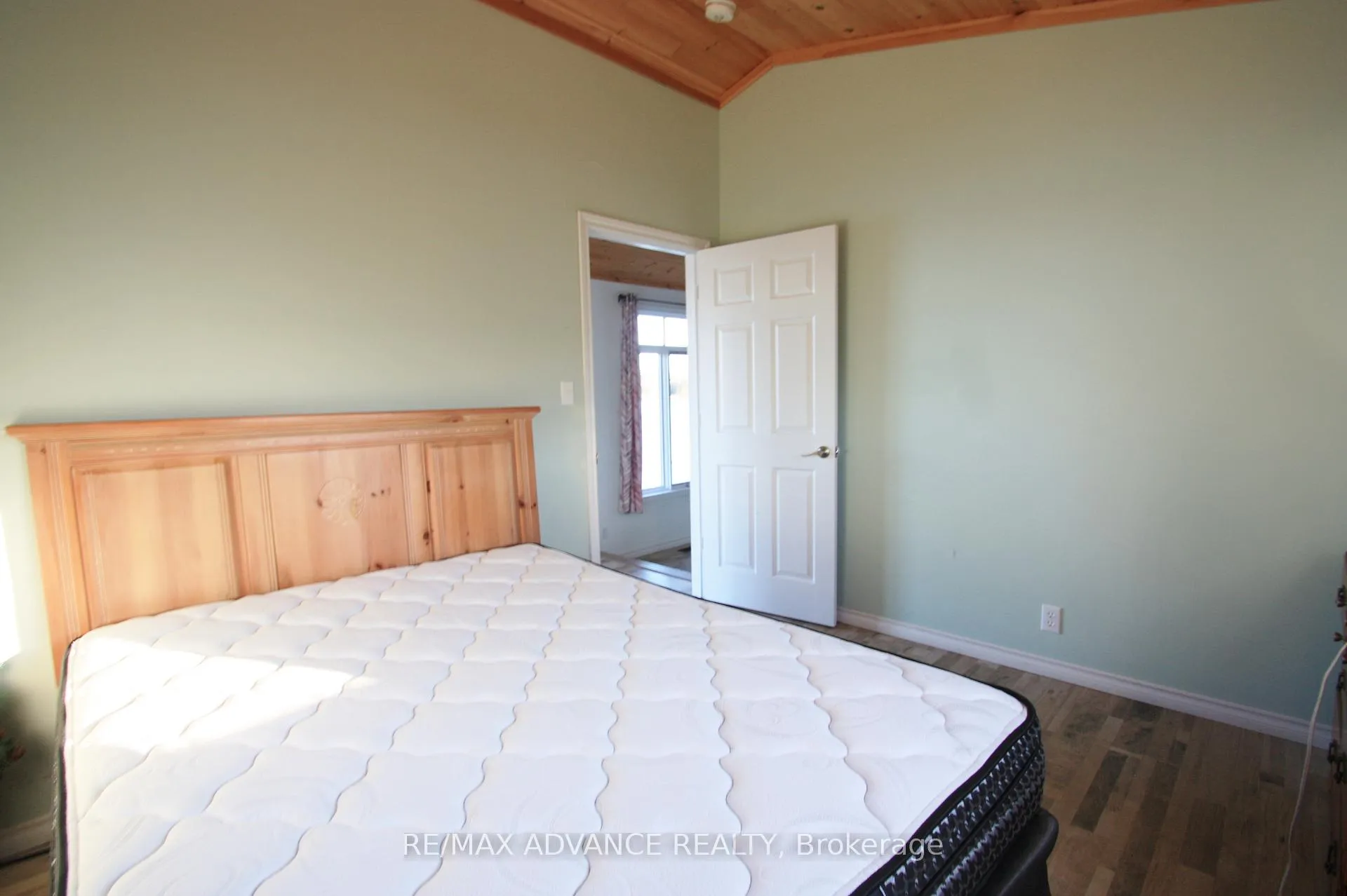 Photo 15 of 323D Grahamvale Road, Chisholm — HOMEH