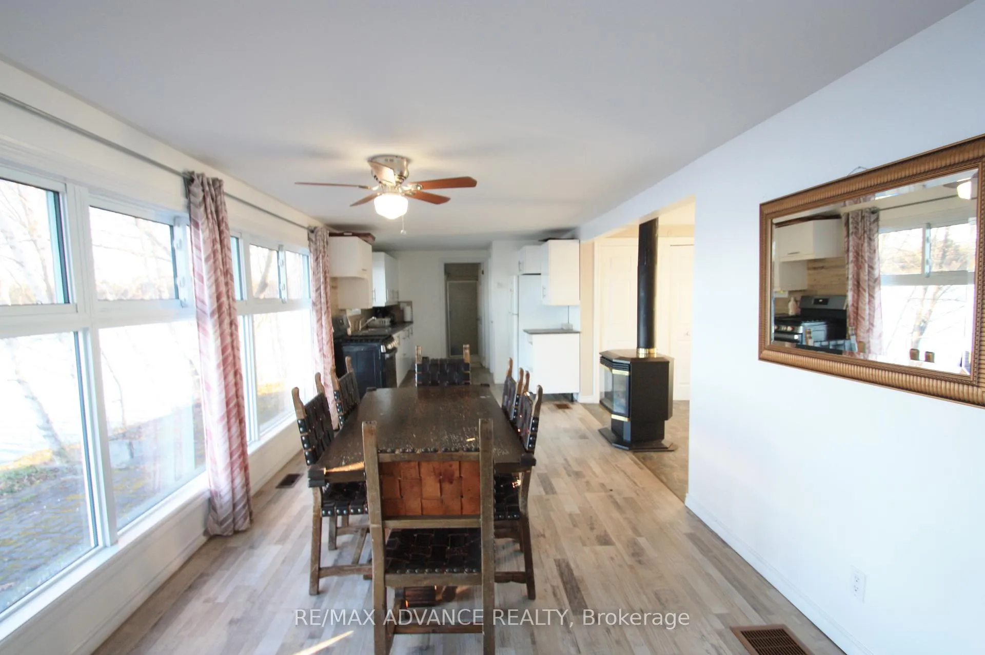 Photo 47 of 323D Grahamvale Road, Chisholm — HOMEH