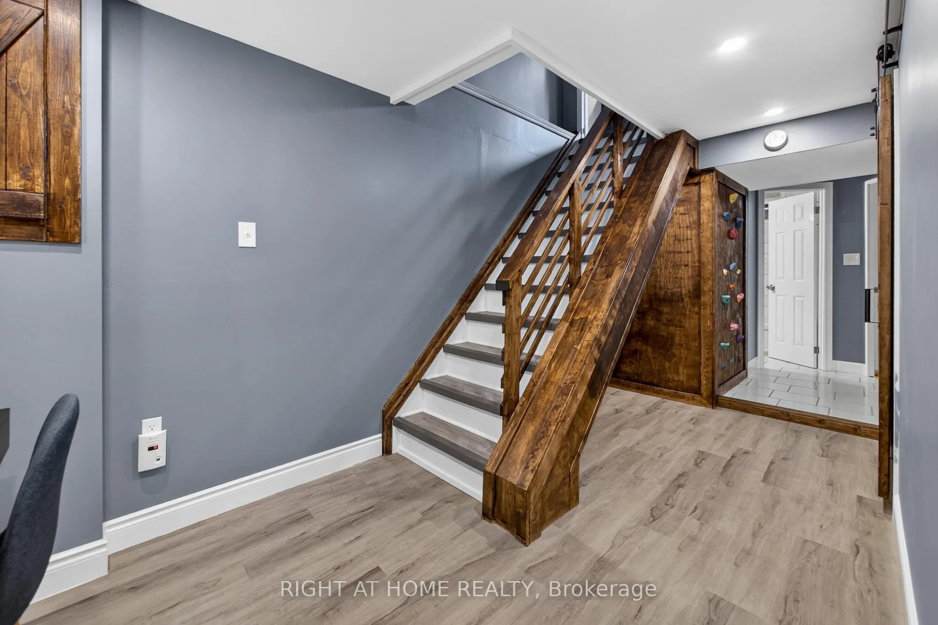 Photo 23 of 152 Hadati Road, Guelph, Grange Road — HOMEH