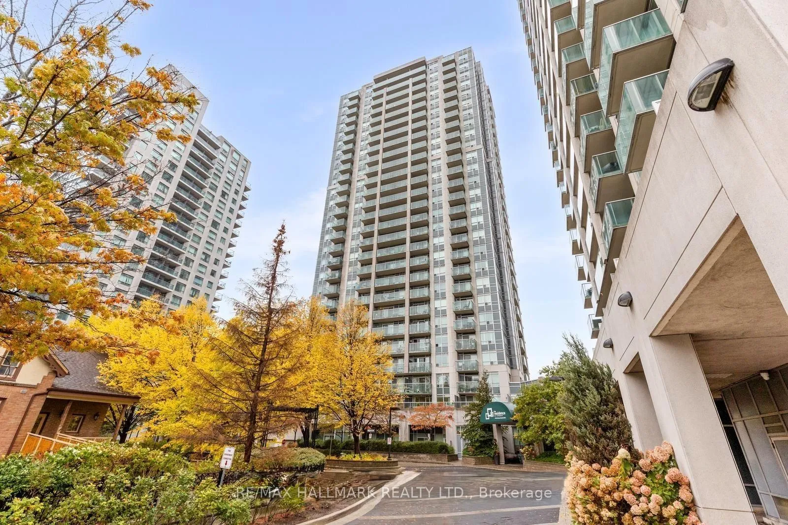 Front of Unit 2609, 18 Harrison Garden Boulevard