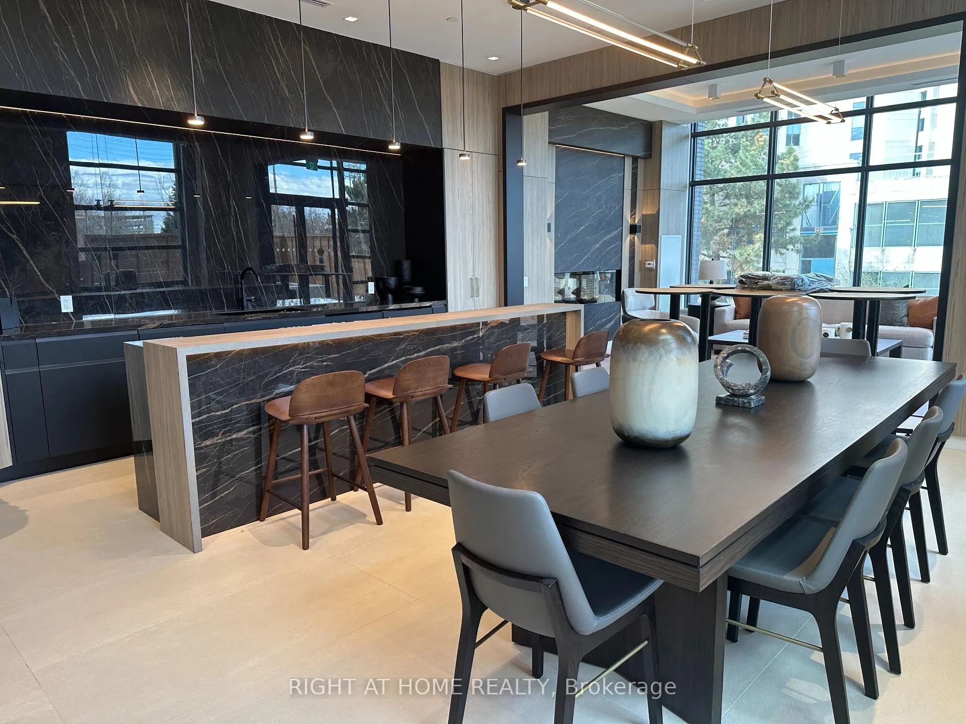 Photo 9 of Unit 1308, 1606 Charles Street, Whitby, Port Whitby — HOMEH