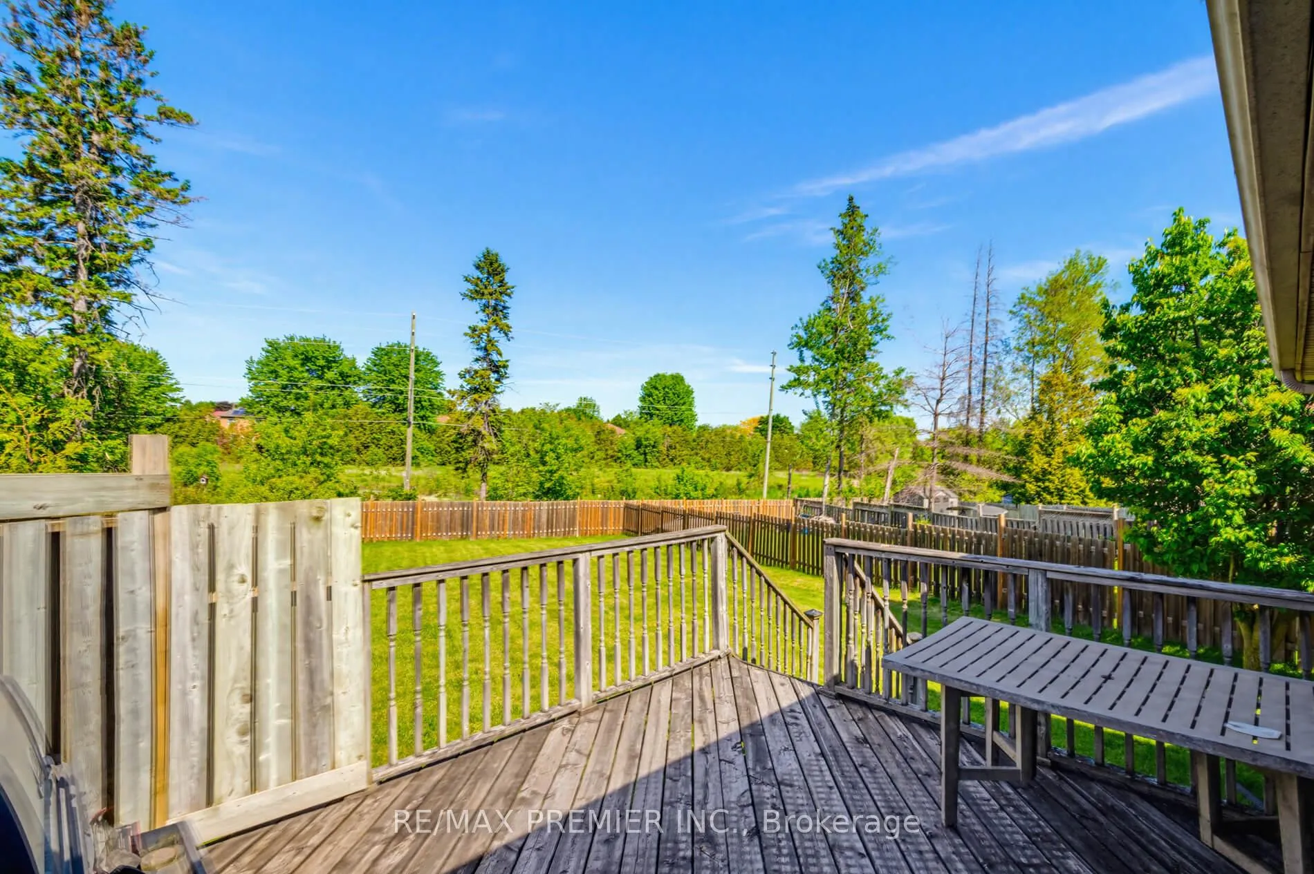 Photo 32 of 4 D.A. Jones Avenue, New Tecumseth, Beeton — HOMEH