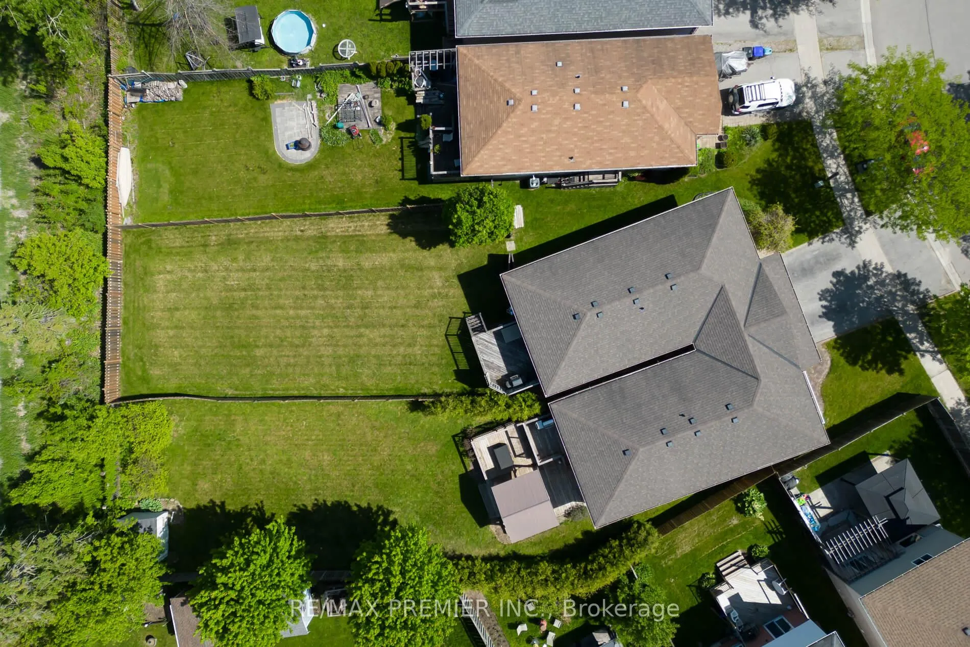Photo 35 of 4 D.A. Jones Avenue, New Tecumseth, Beeton — HOMEH