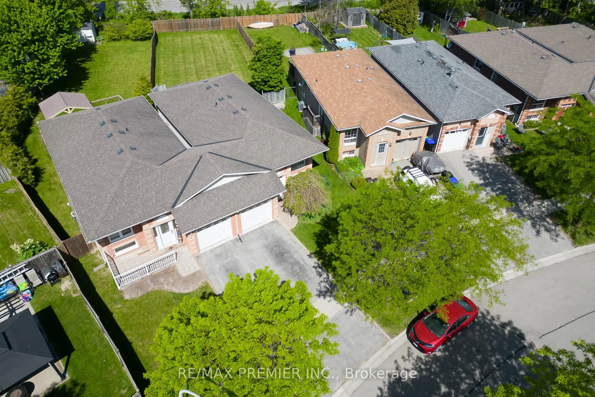 Photo 39 of 4 D.A. Jones Avenue, New Tecumseth, Beeton — HOMEH