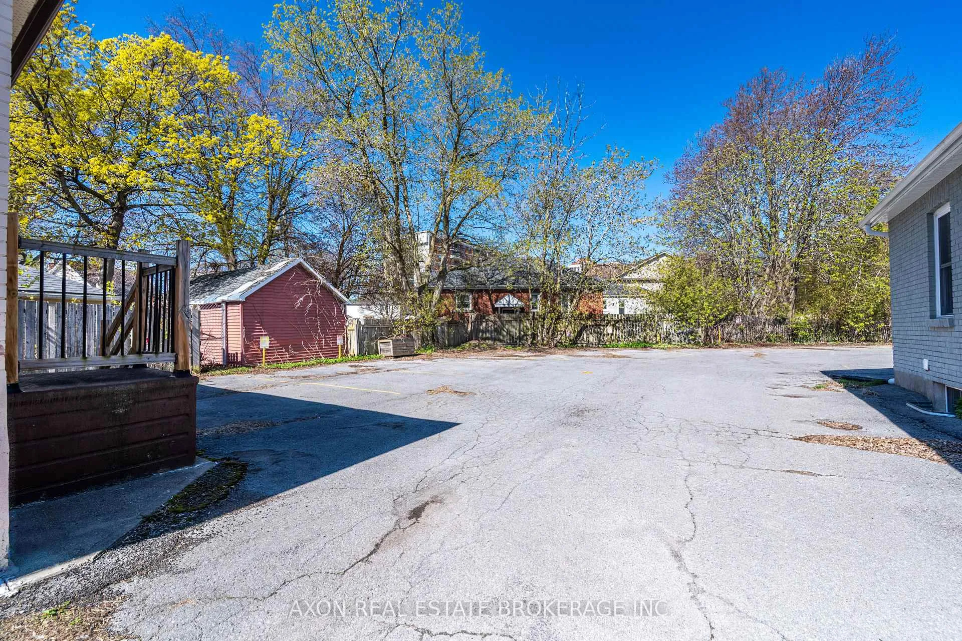 Photo 4 of 426 Macdonnell Street, Kingston, Central City East — HOMEH