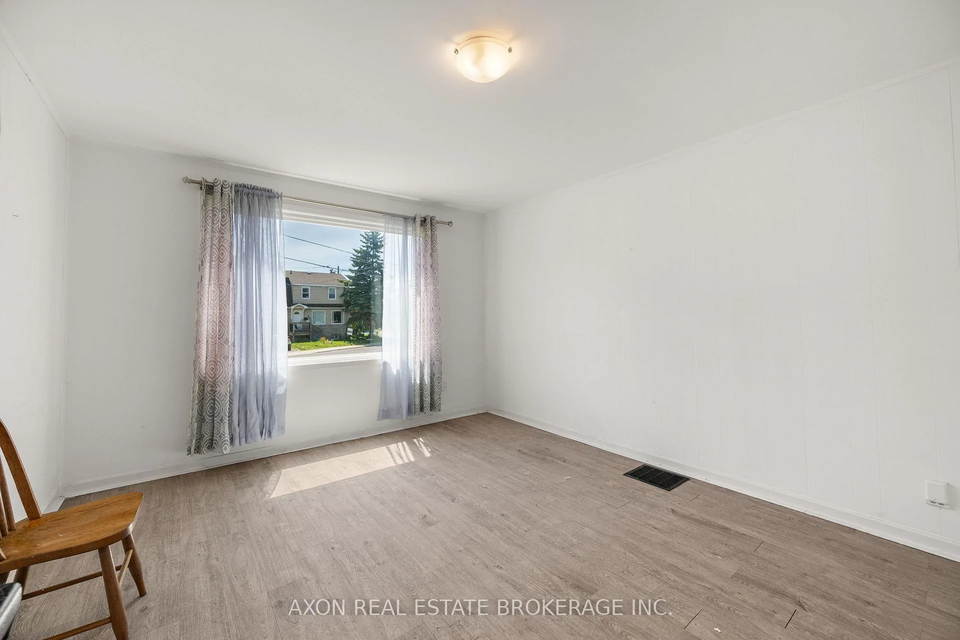 Photo 12 of 426 Macdonnell Street, Kingston, Central City East — HOMEH