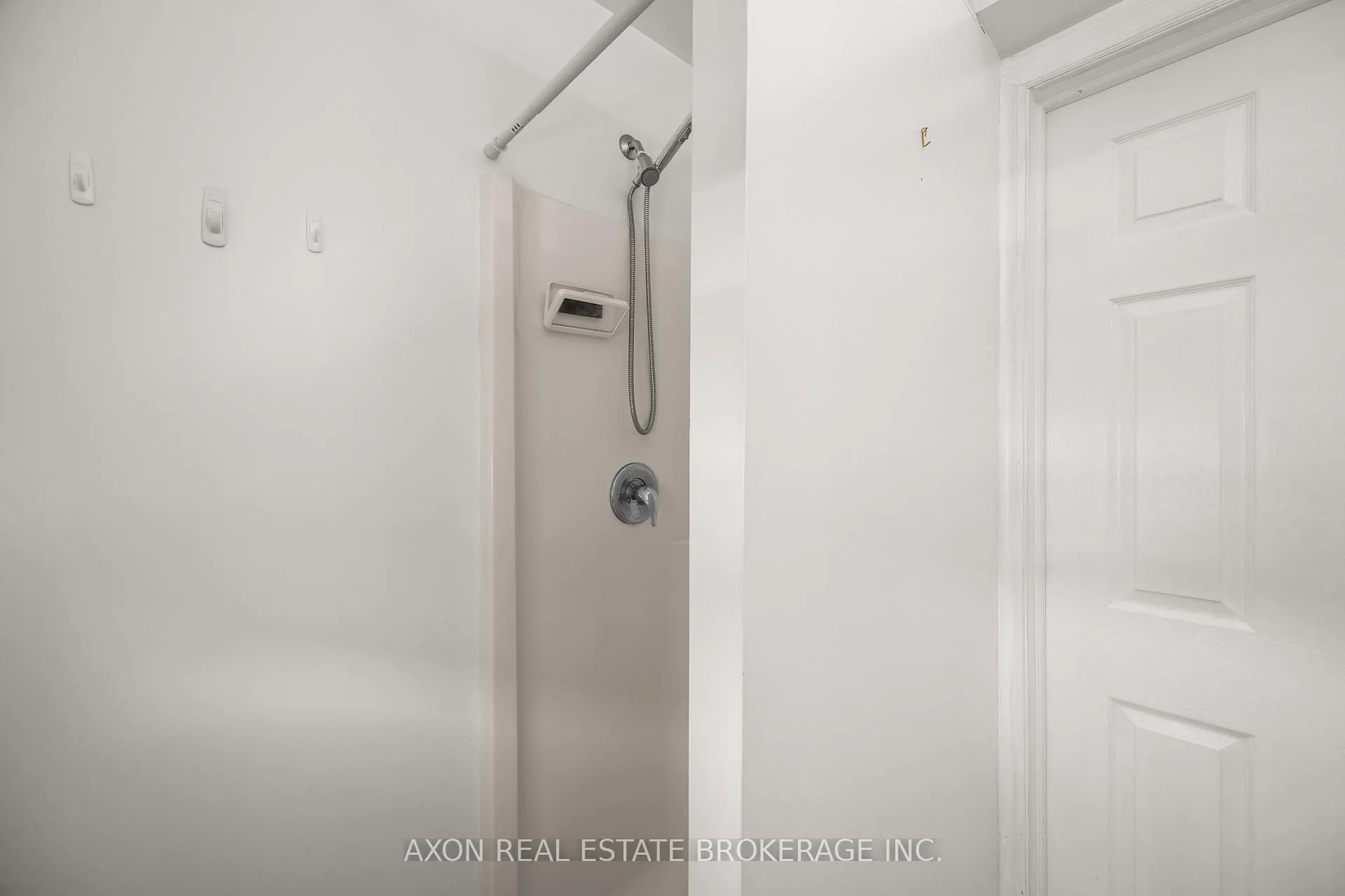 Photo 17 of 426 Macdonnell Street, Kingston, Central City East — HOMEH