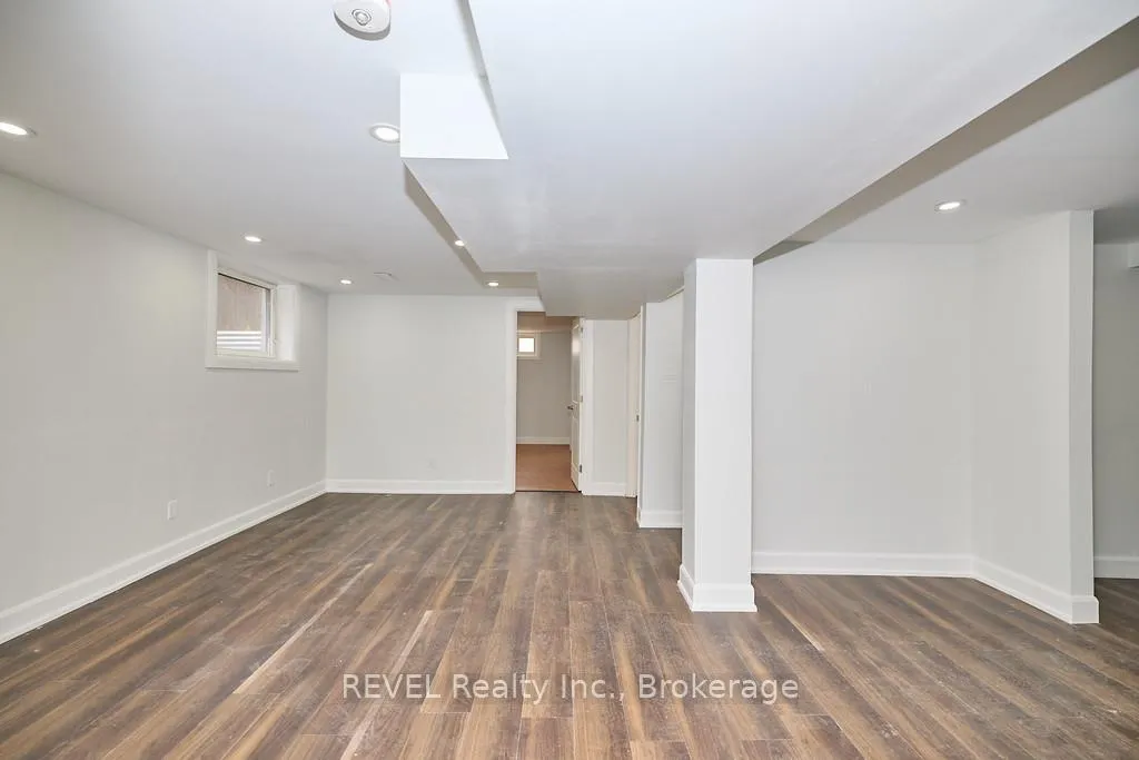 Photo 5 of 152 Parnell Street, St. Catharines, Vine/Linwell — HOMEH