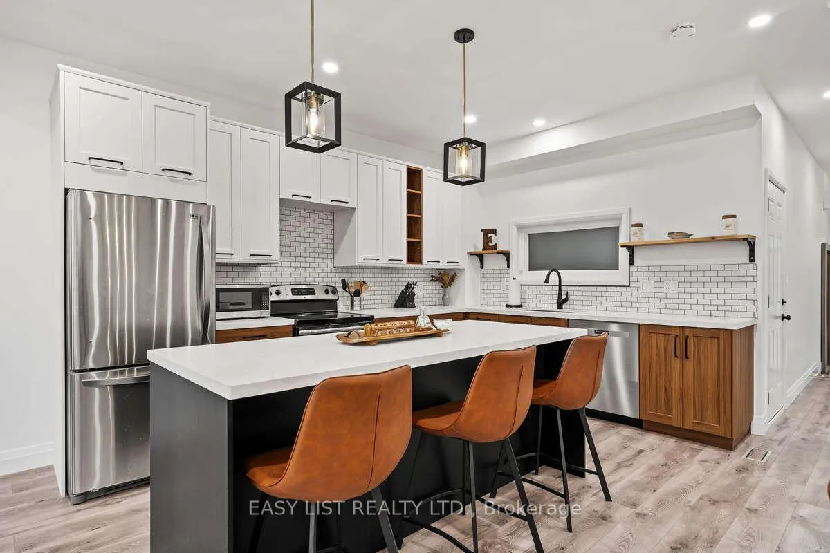 Photo 11 of 79 Browview Drive, Hamilton, Waterdown — HOMEH