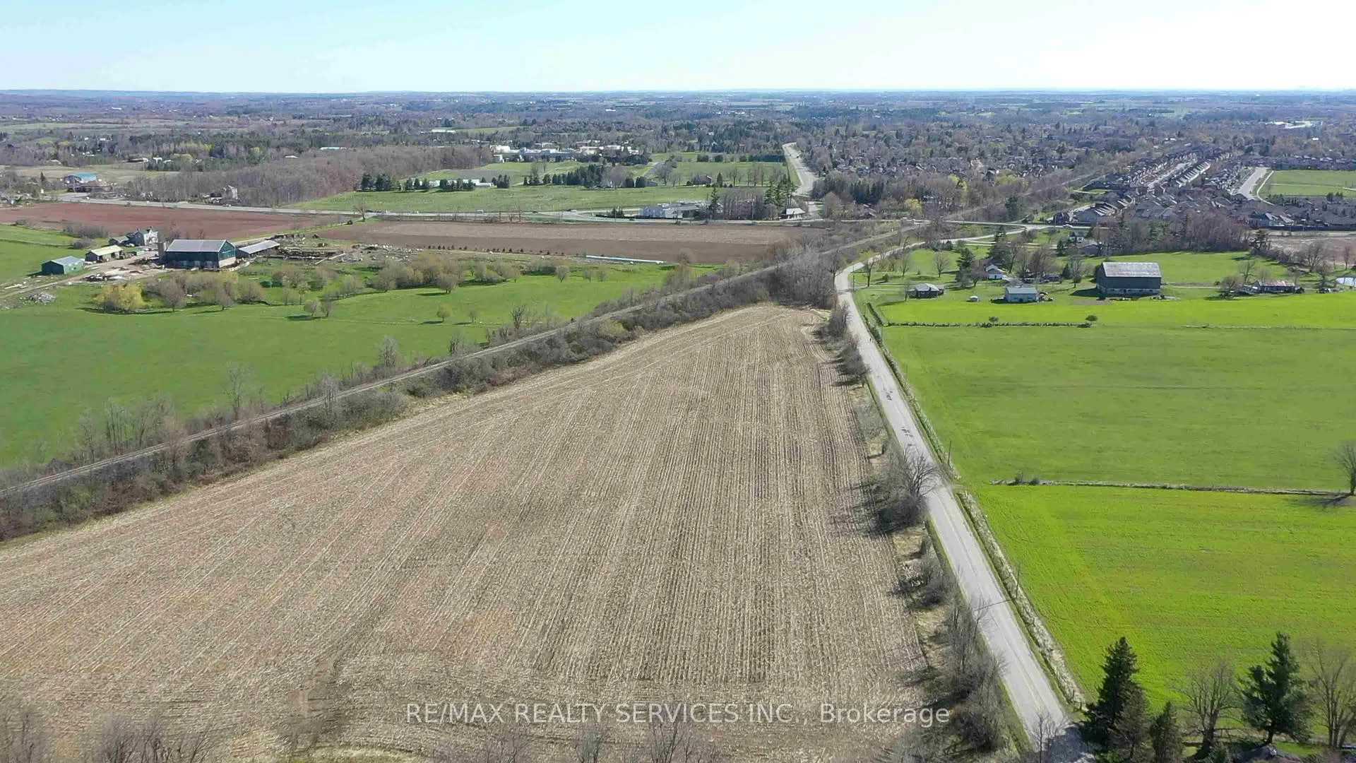 Photo 2 of 20 Side Road, Halton Hills, Rural Halton Hills — HOMEH