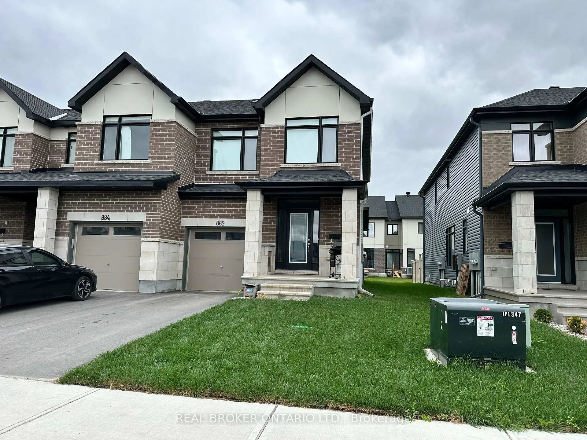 Photo 1 of 882 Solarium Avenue, Ottawa, Riverside South/Gloucester Glen — HOMEH