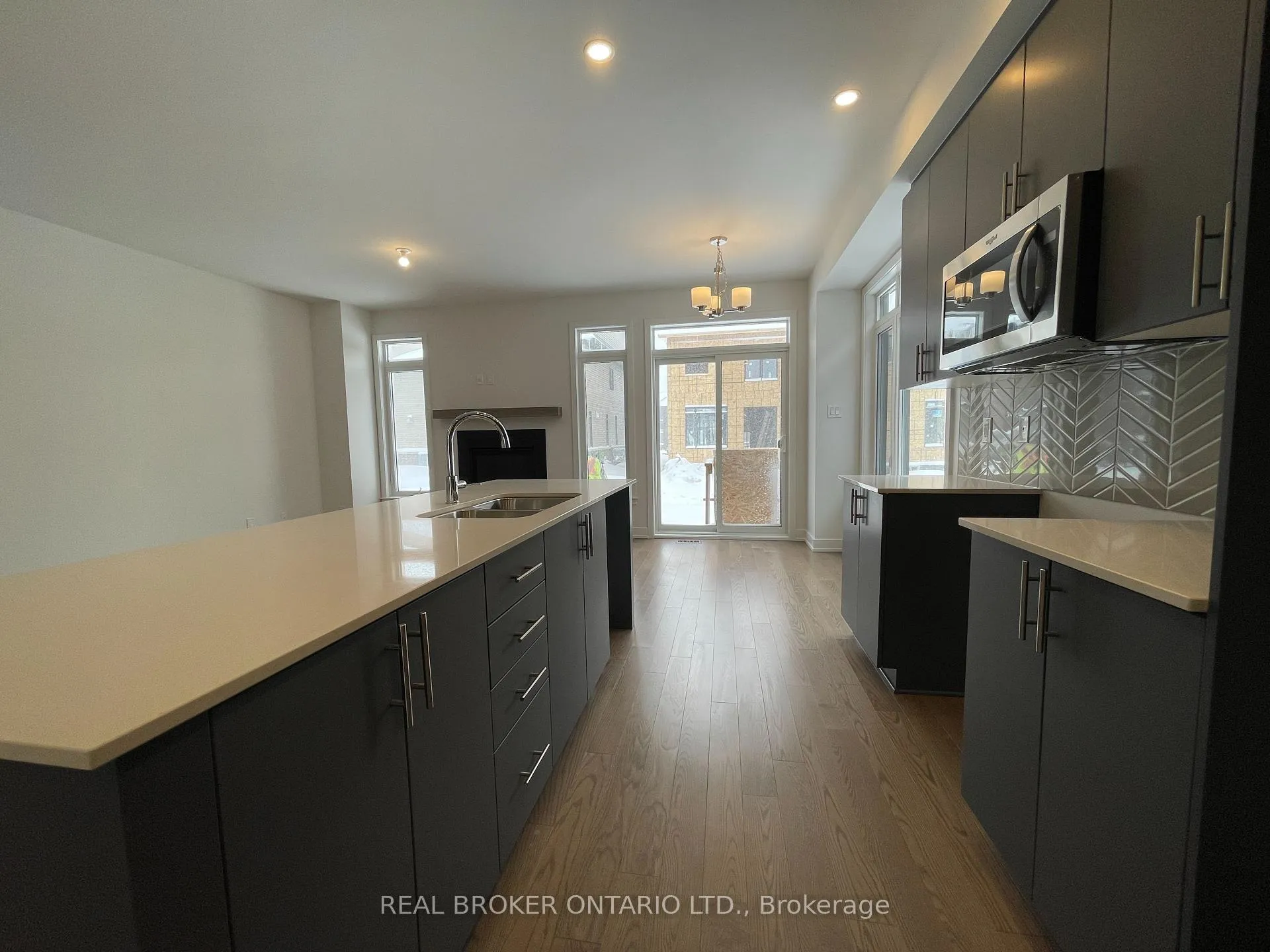 Photo 16 of 882 Solarium Avenue, Ottawa, Riverside South/Gloucester Glen — HOMEH