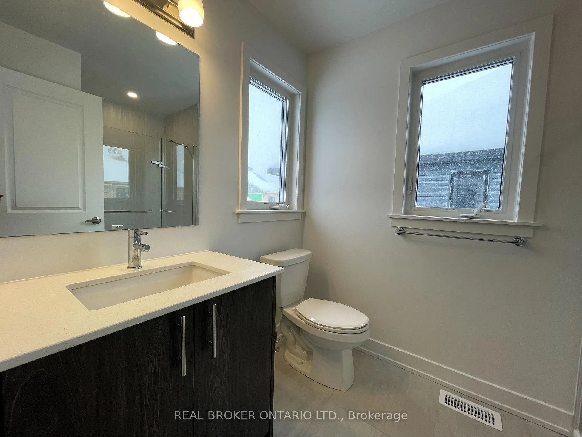 Photo 19 of 882 Solarium Avenue, Ottawa, Riverside South/Gloucester Glen — HOMEH