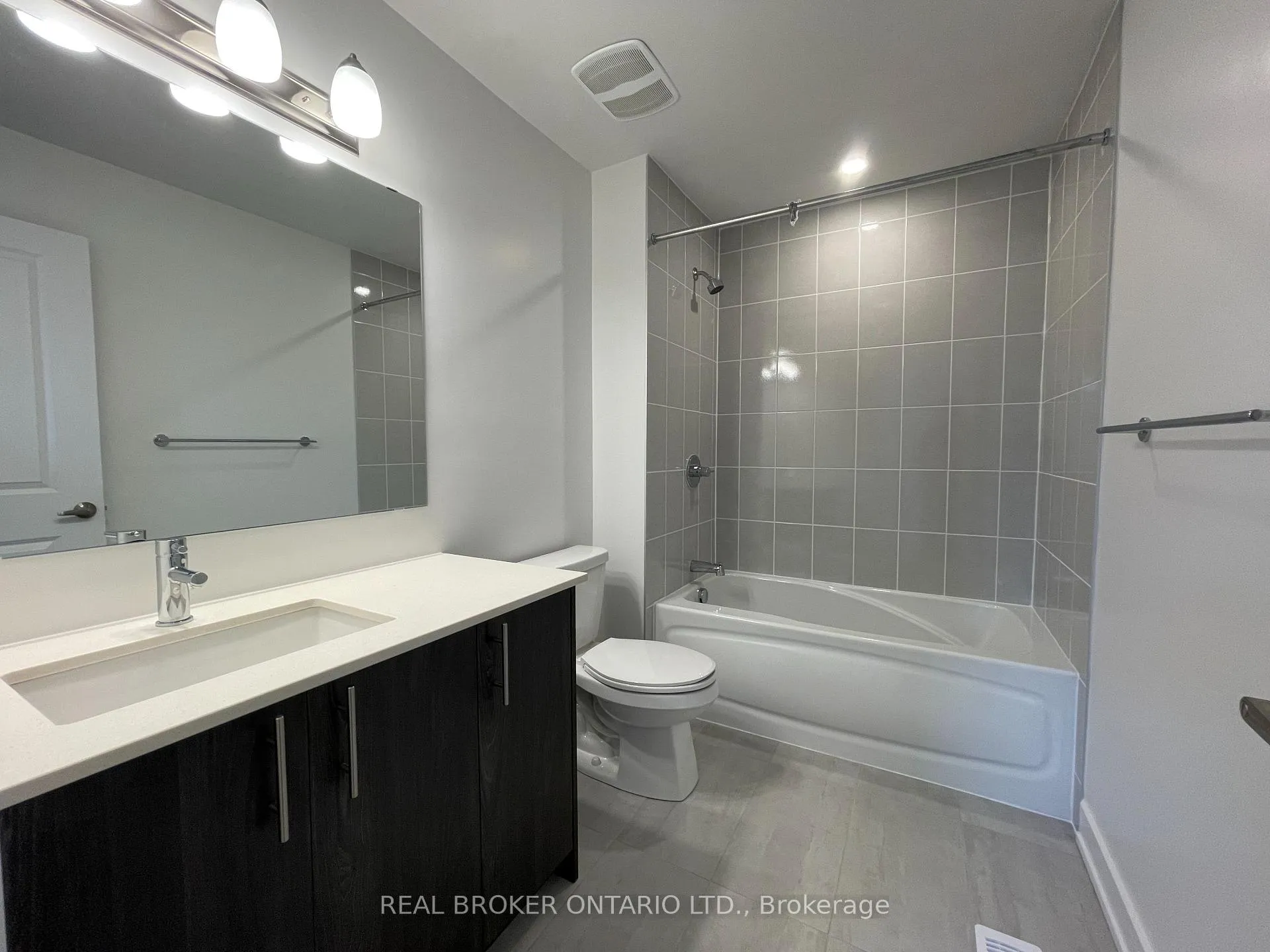 Photo 25 of 882 Solarium Avenue, Ottawa, Riverside South/Gloucester Glen — HOMEH