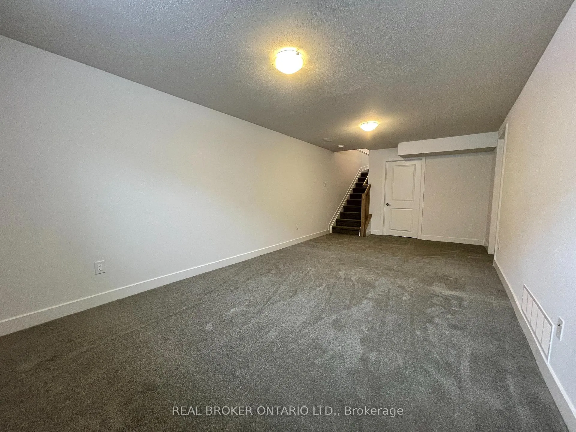 Photo 32 of 882 Solarium Avenue, Ottawa, Riverside South/Gloucester Glen — HOMEH