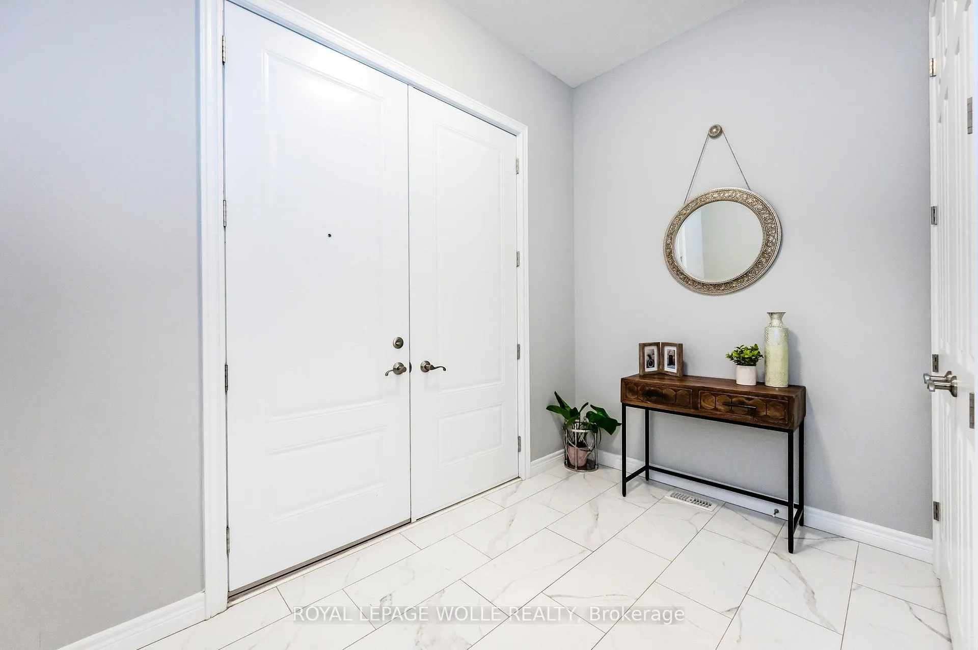 Photo 4 of 55 Spachman Street, Kitchener — HOMEH